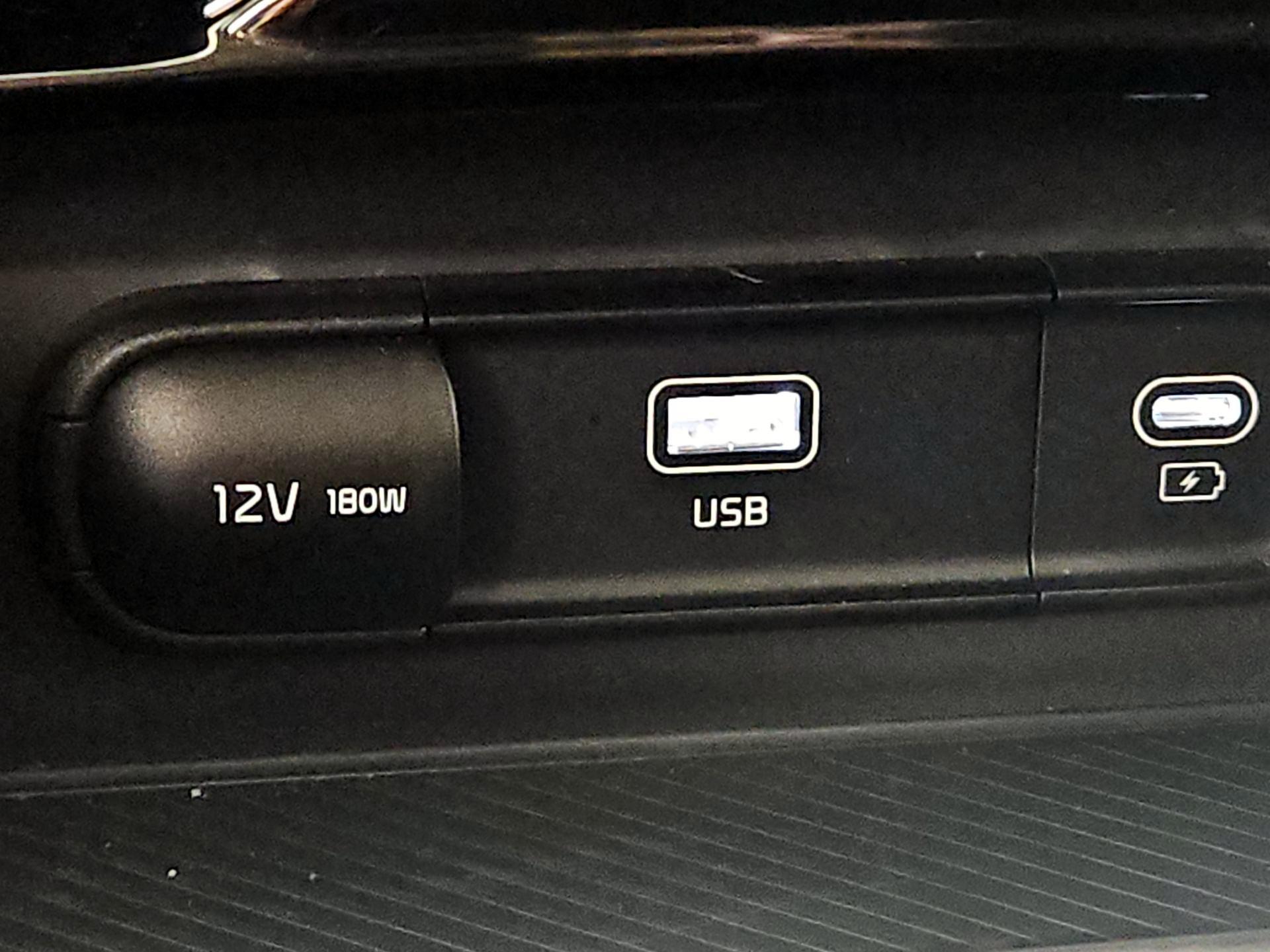 Thumbnail: 2025 Kia Sportage - 18