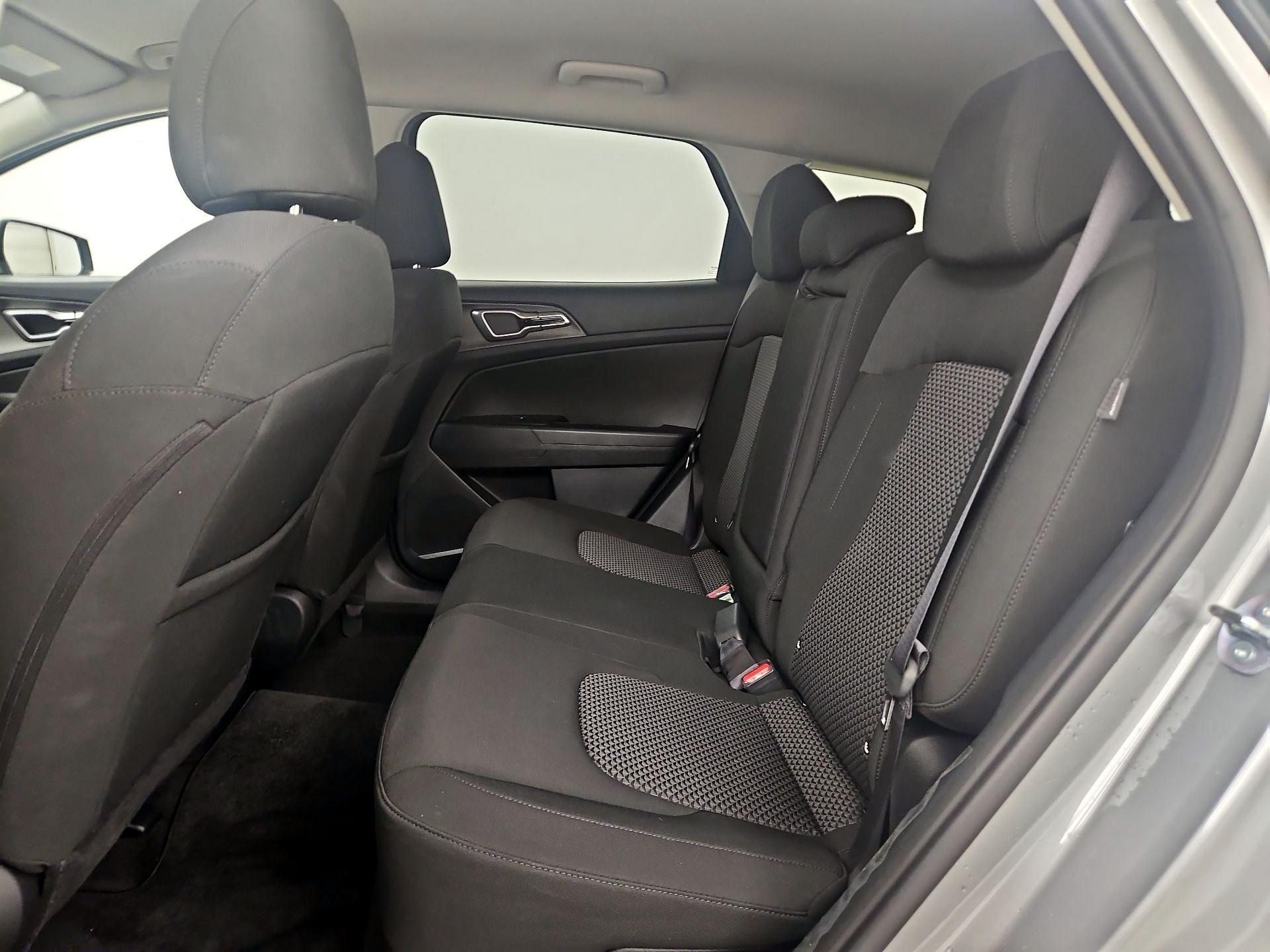 Thumbnail: 2025 Kia Sportage - 19