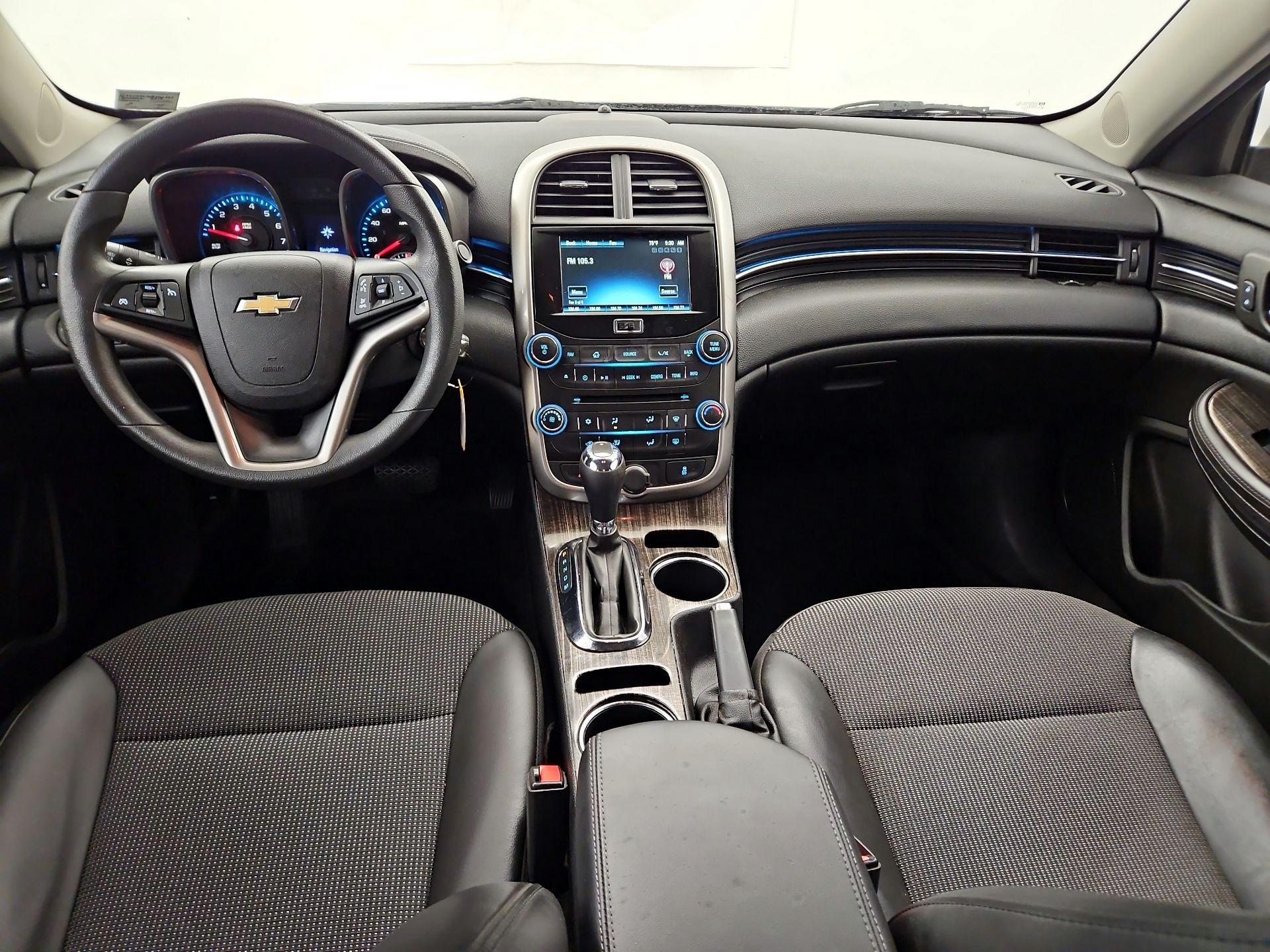 Thumbnail: 2015 Chevrolet Malibu - 9