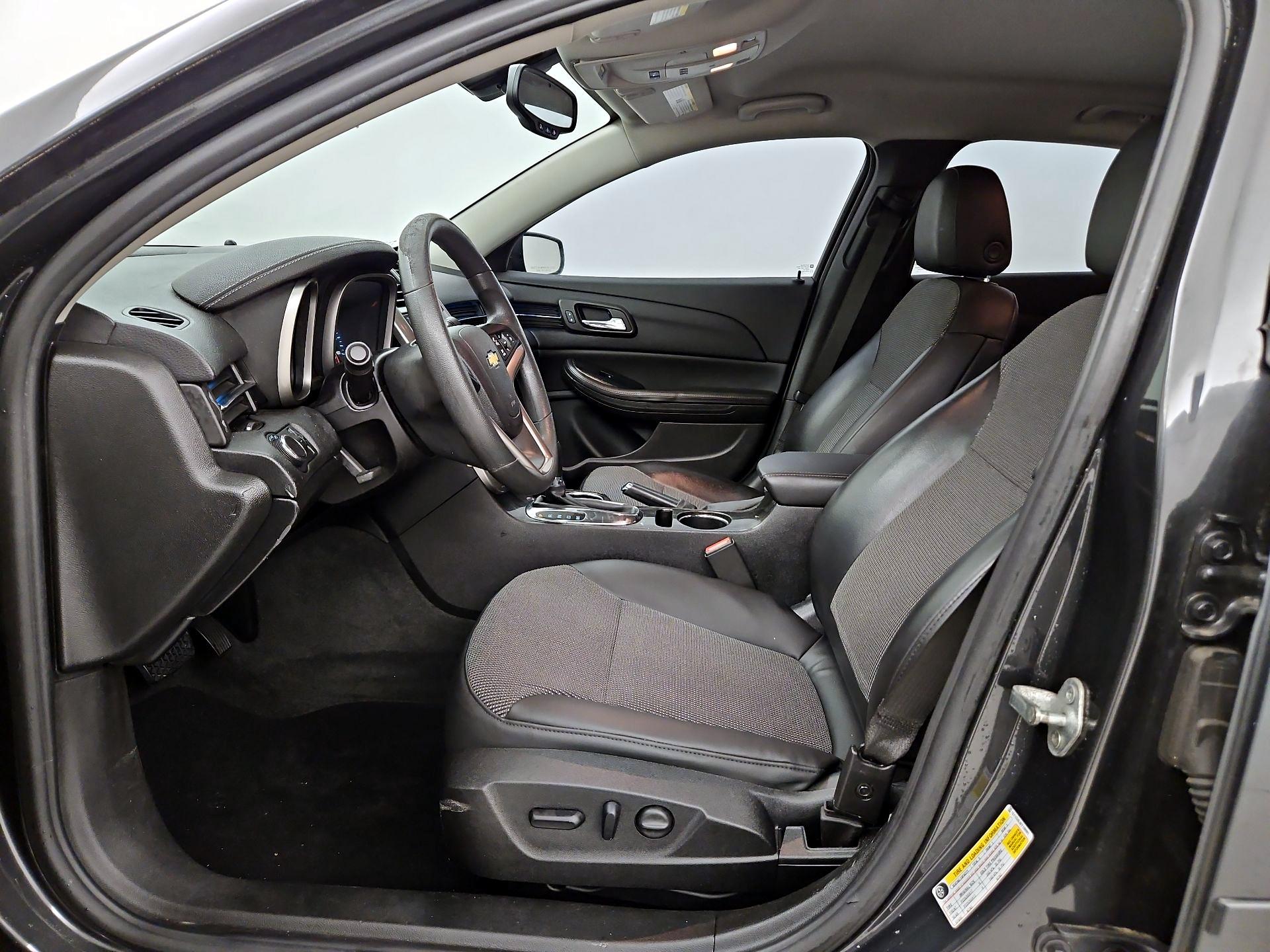 Thumbnail: 2015 Chevrolet Malibu - 11