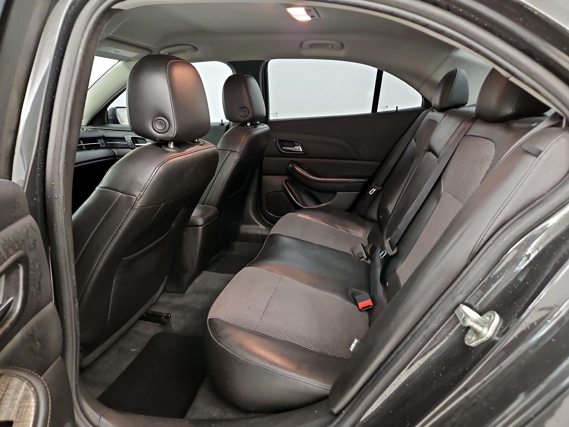 Thumbnail: 2015 Chevrolet Malibu - 19