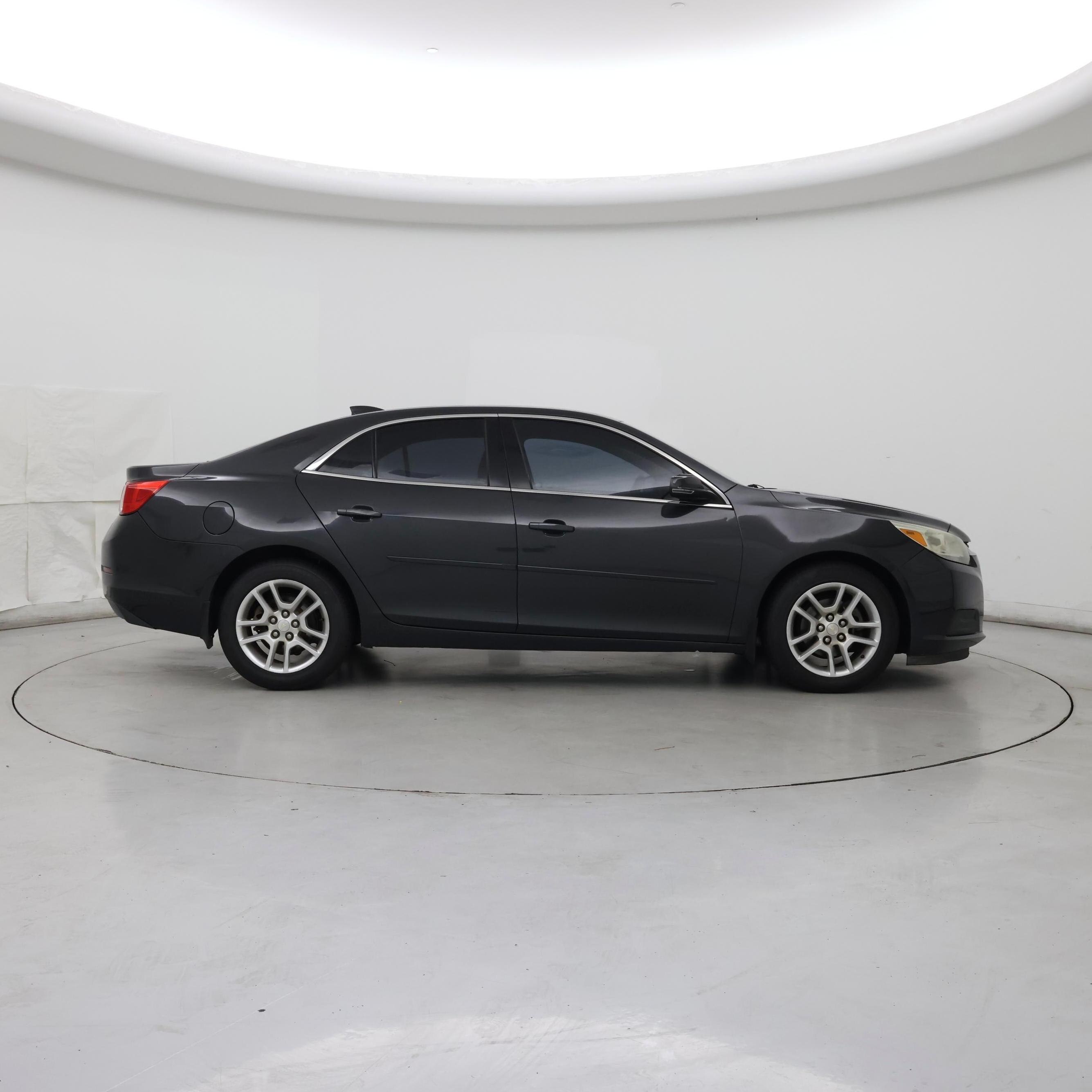 Thumbnail: 2015 Chevrolet Malibu - 7