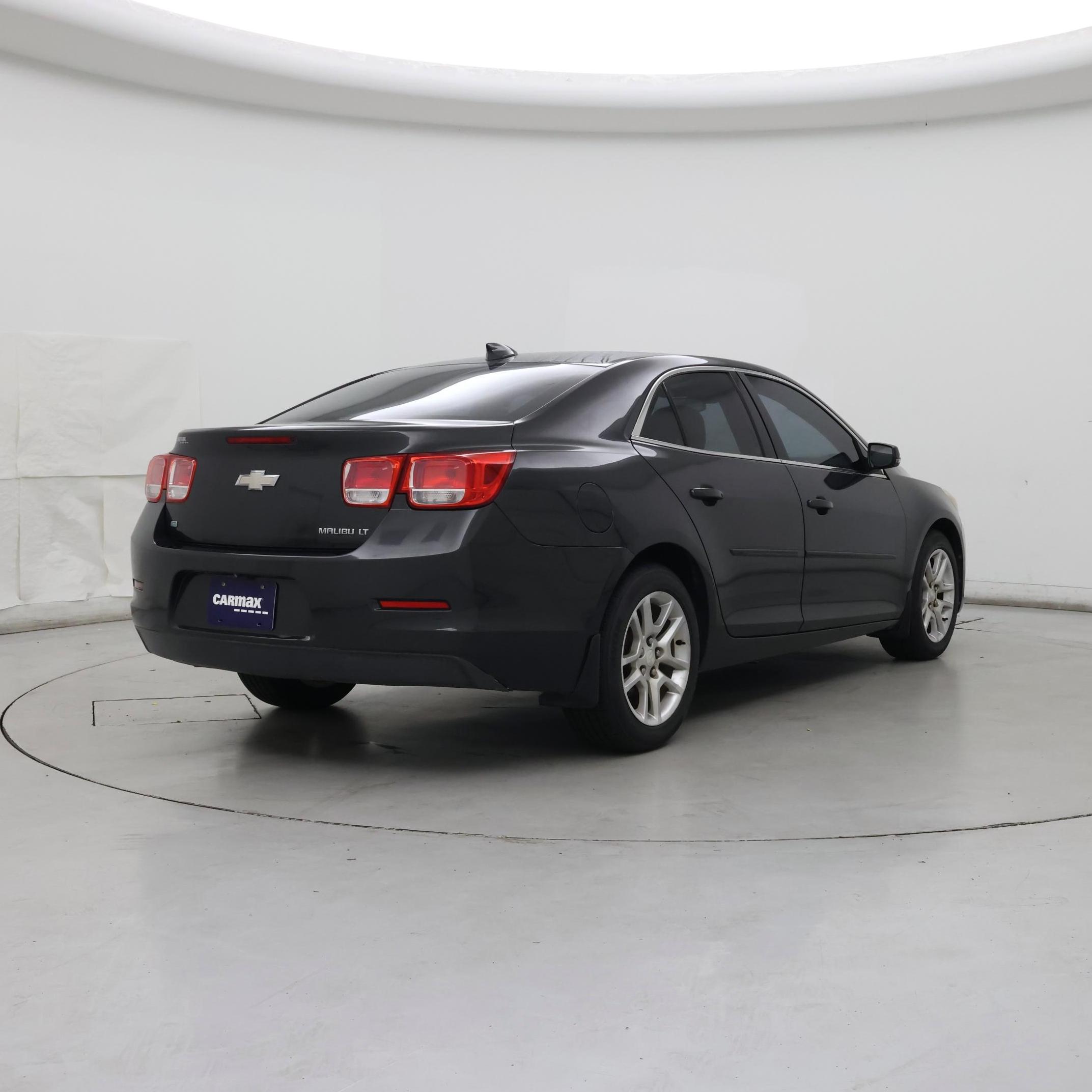 Thumbnail: 2015 Chevrolet Malibu - 8