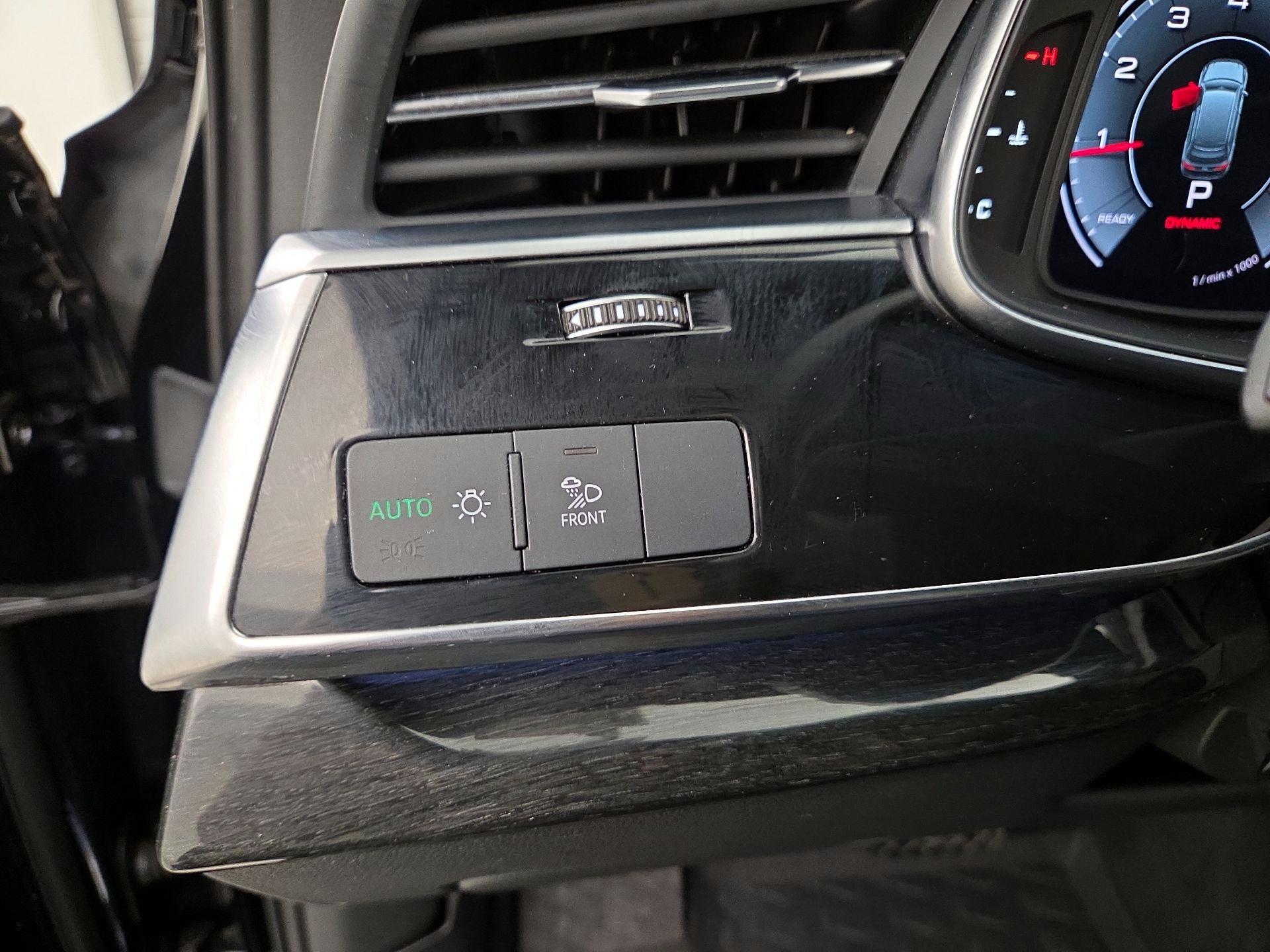 Thumbnail: 2023 Audi Q7 - 13