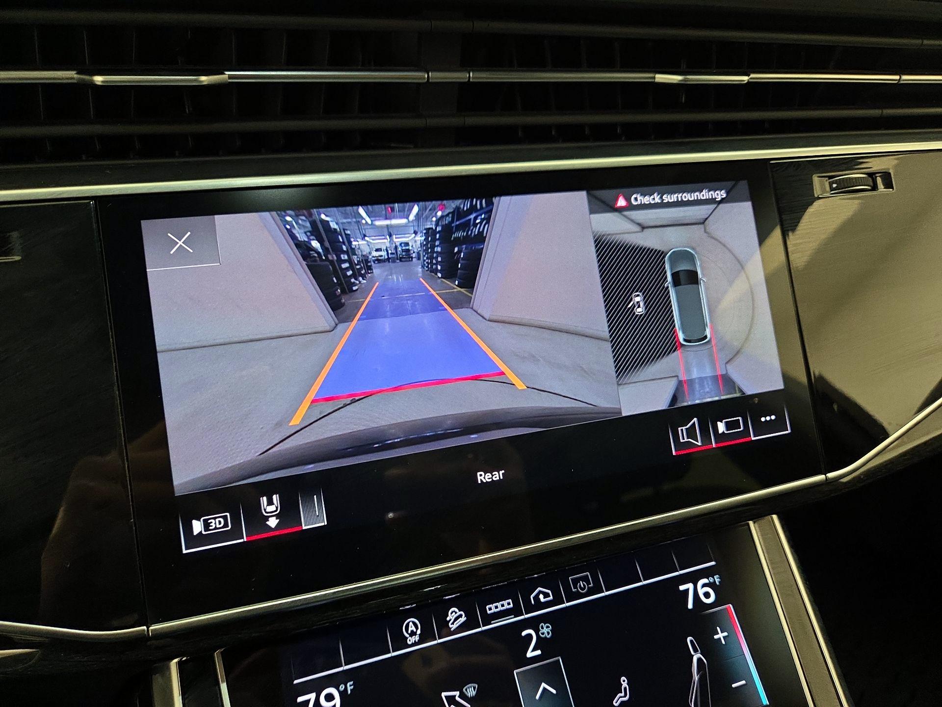 Thumbnail: 2023 Audi Q7 - 15