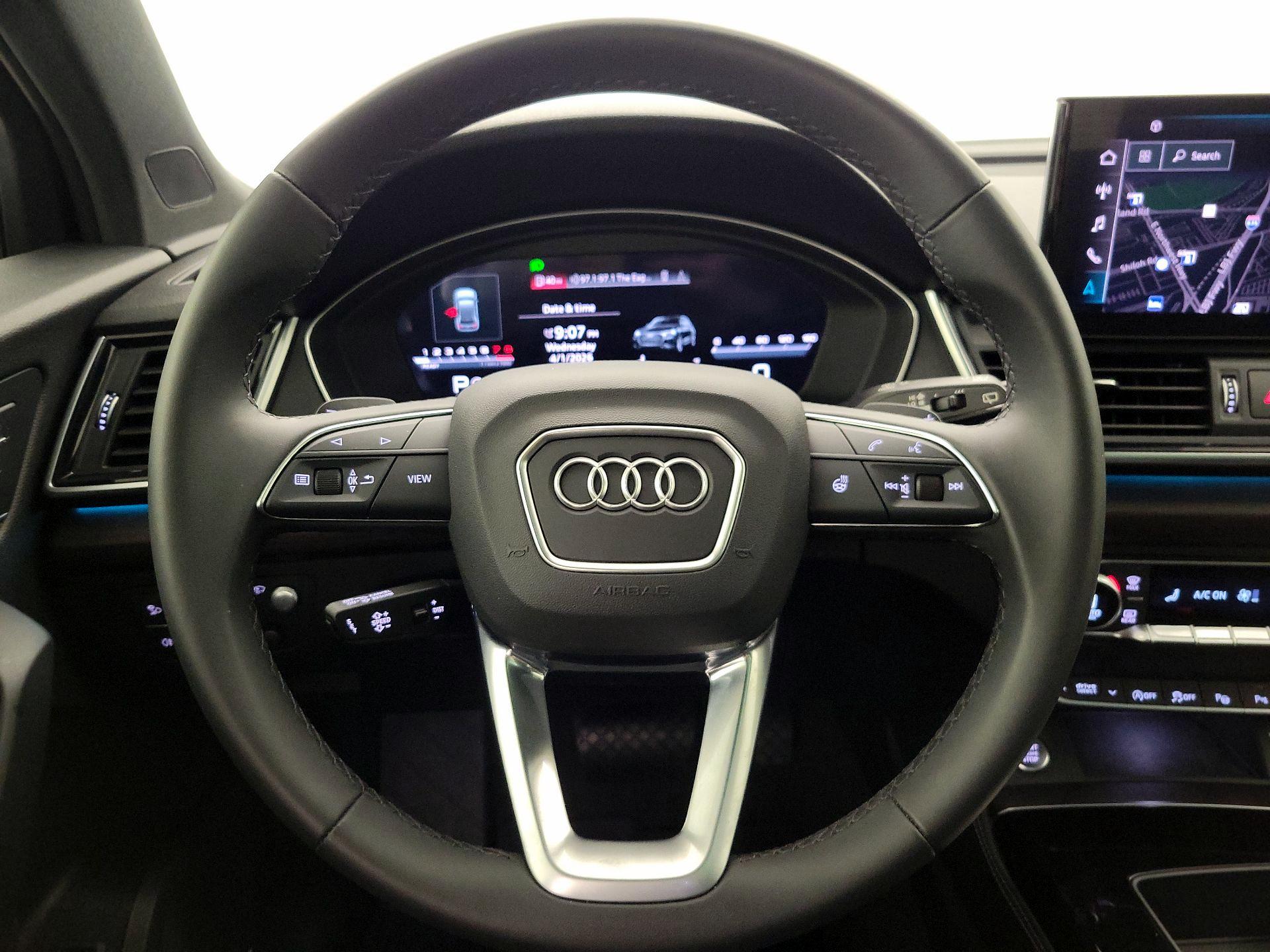 Thumbnail: 2023 Audi Q5 - 10