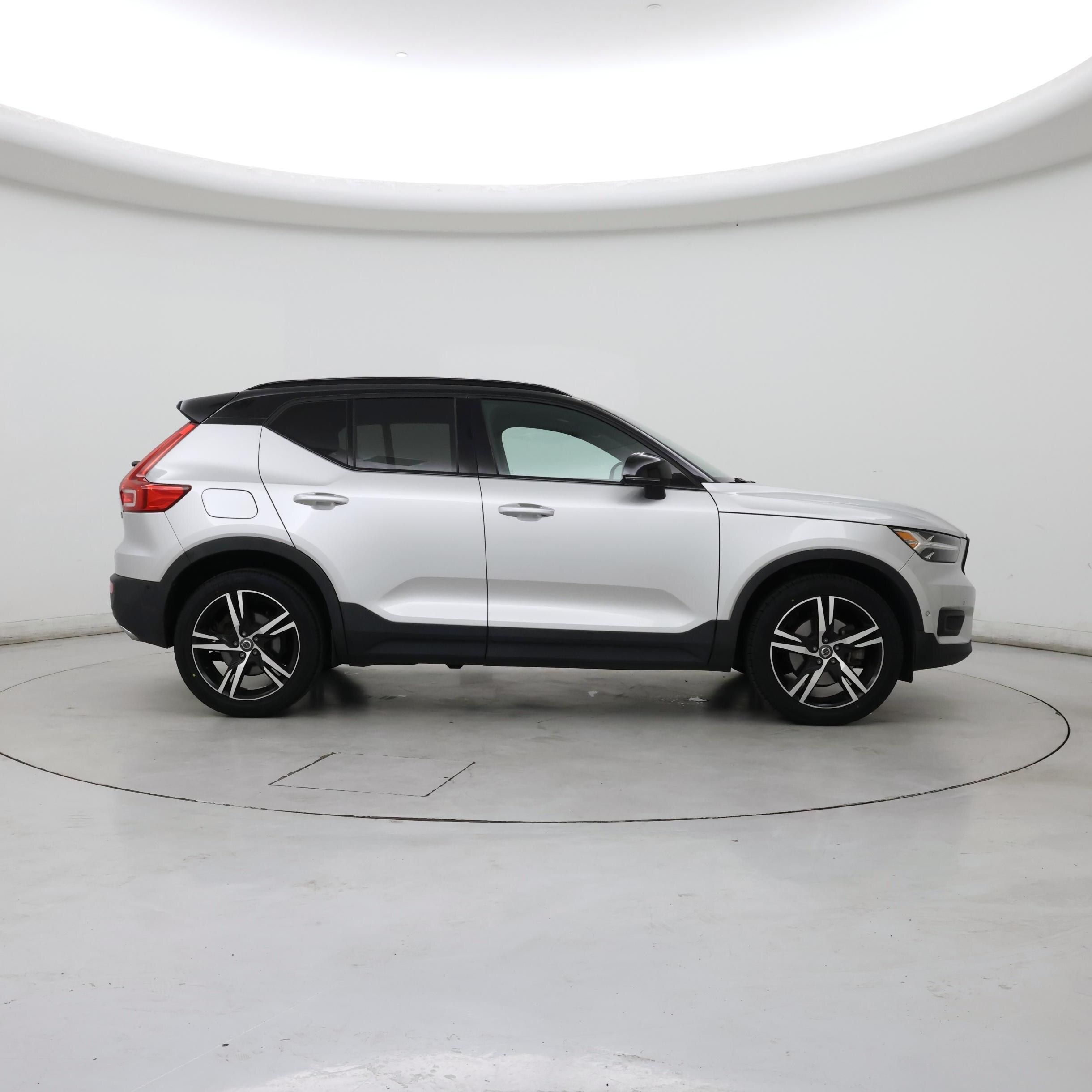 Thumbnail: 2019 Volvo XC40 - 7