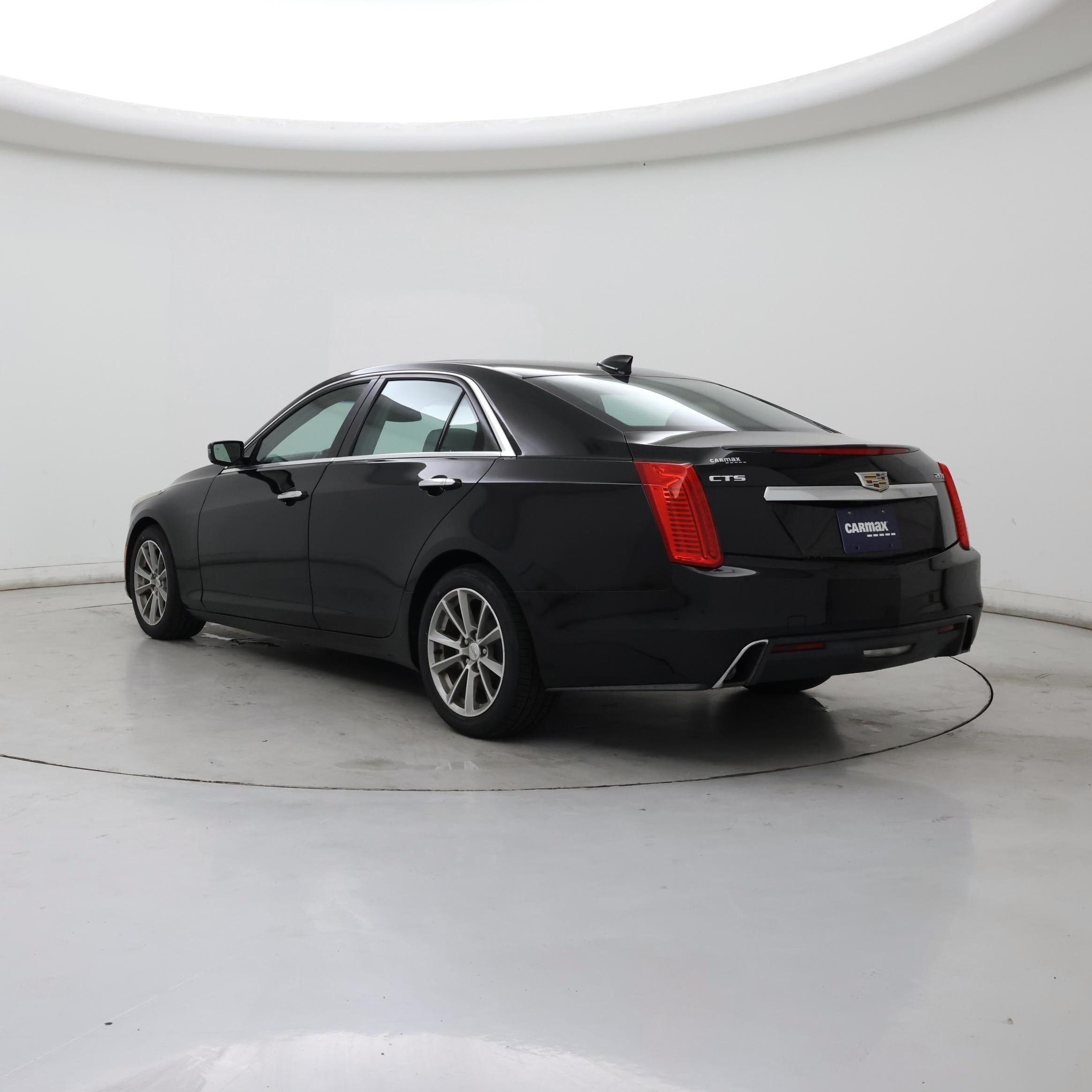 Thumbnail: 2019 Cadillac CTS - 2