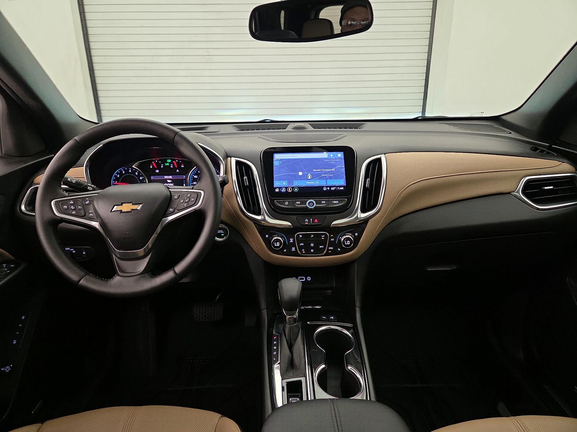Thumbnail: 2022 Chevrolet Equinox - 9