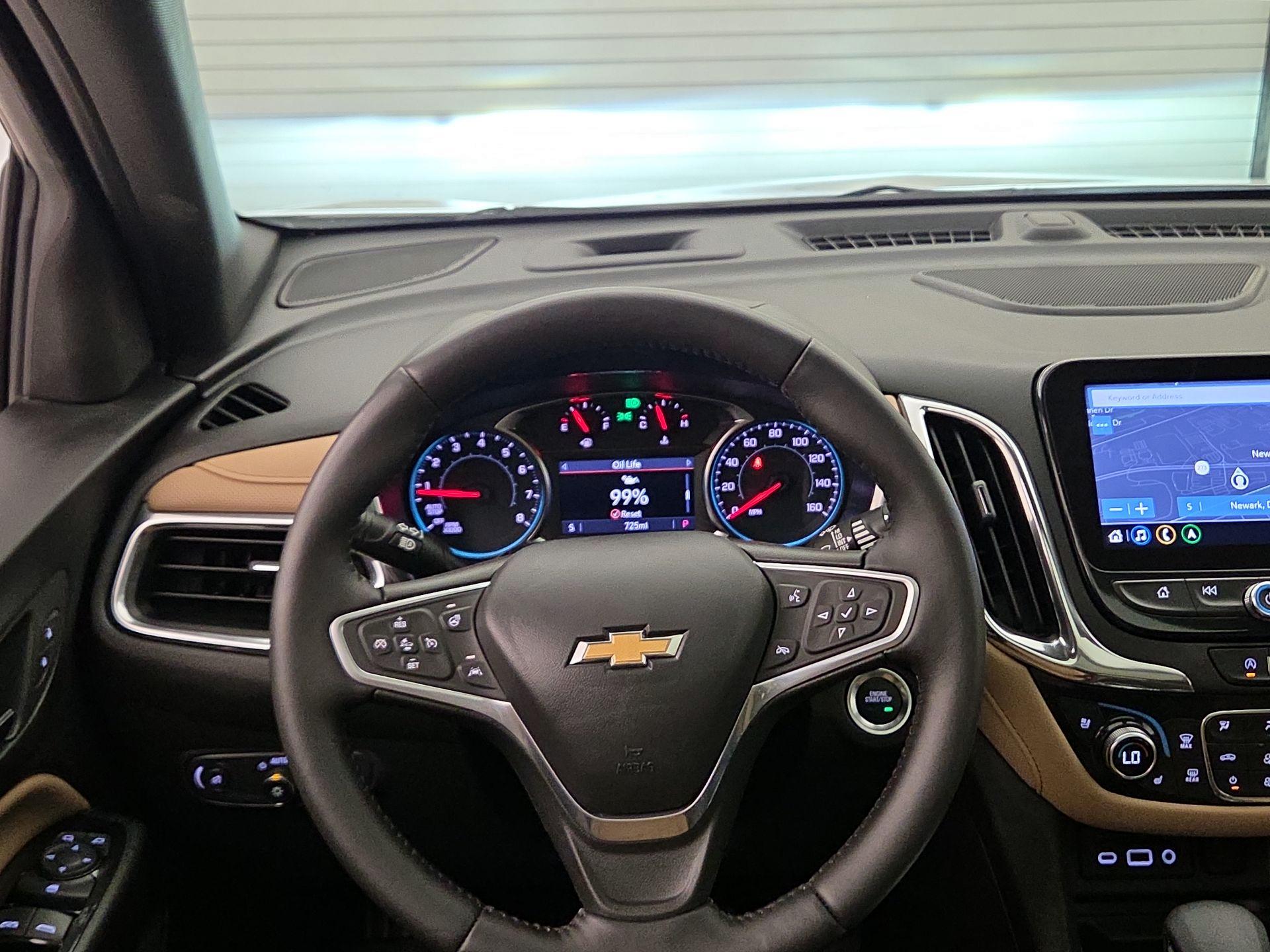 Thumbnail: 2022 Chevrolet Equinox - 10