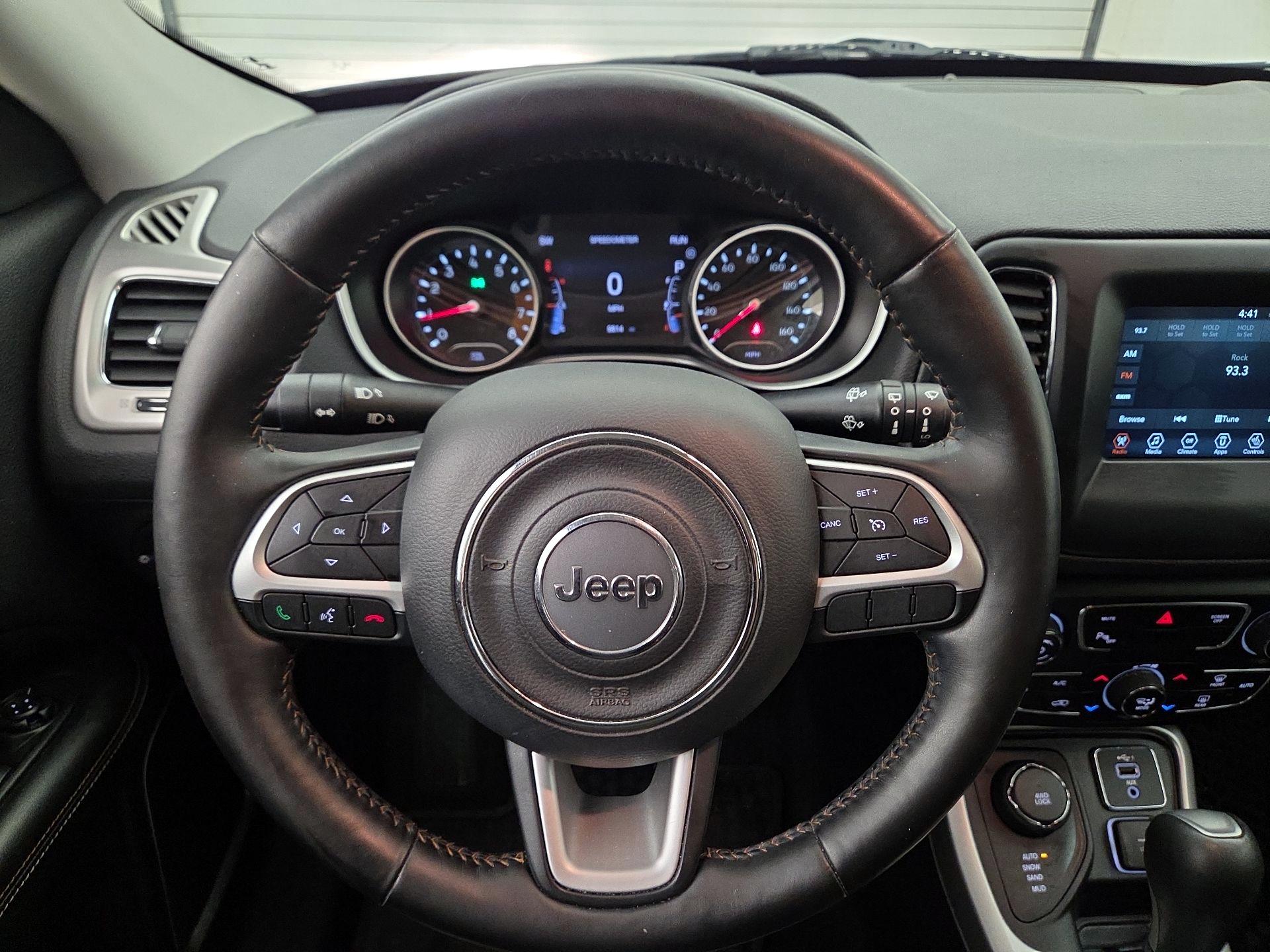 Thumbnail: 2020 Jeep Compass - 10