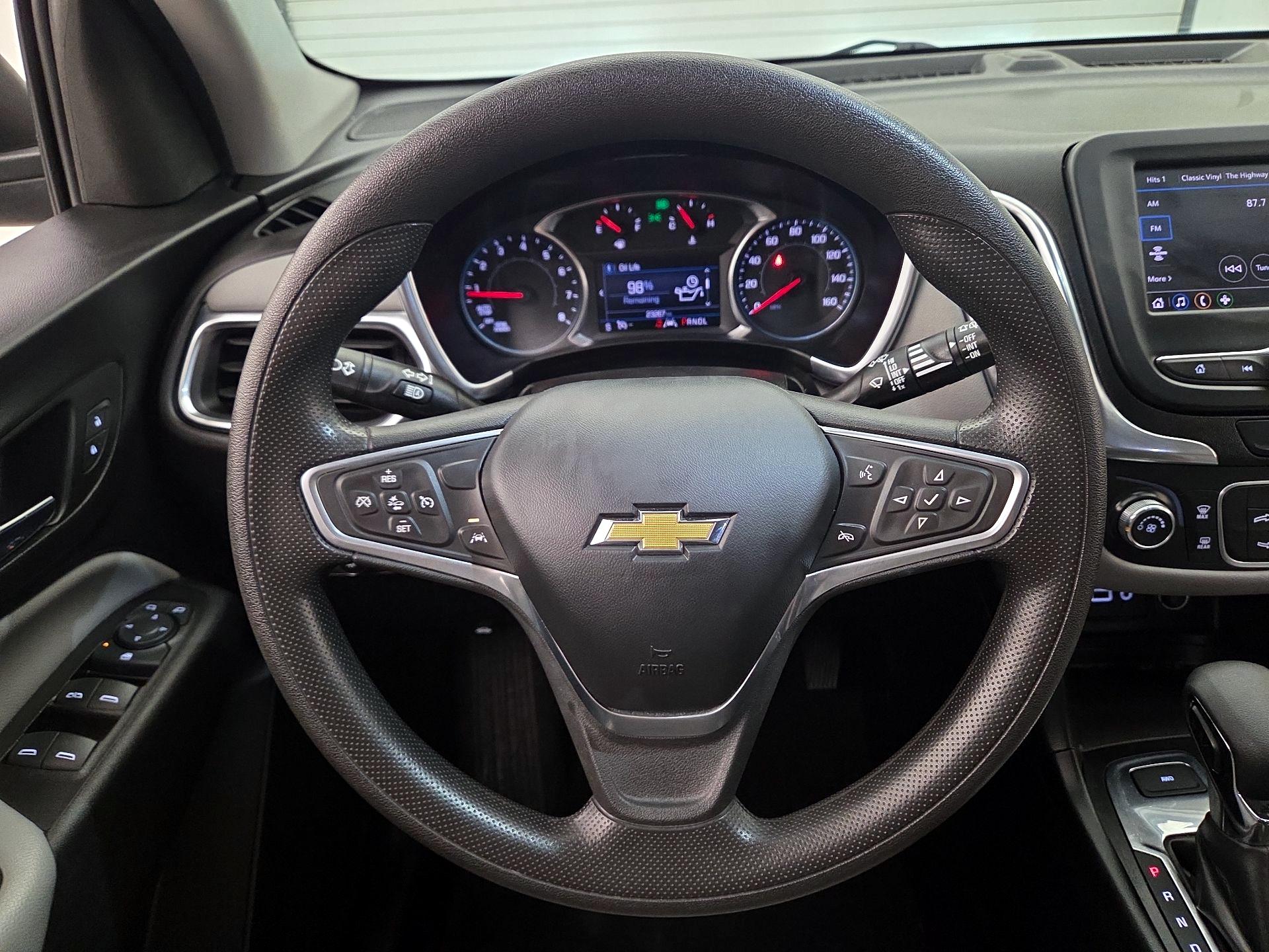 Thumbnail: 2022 Chevrolet Equinox - 10