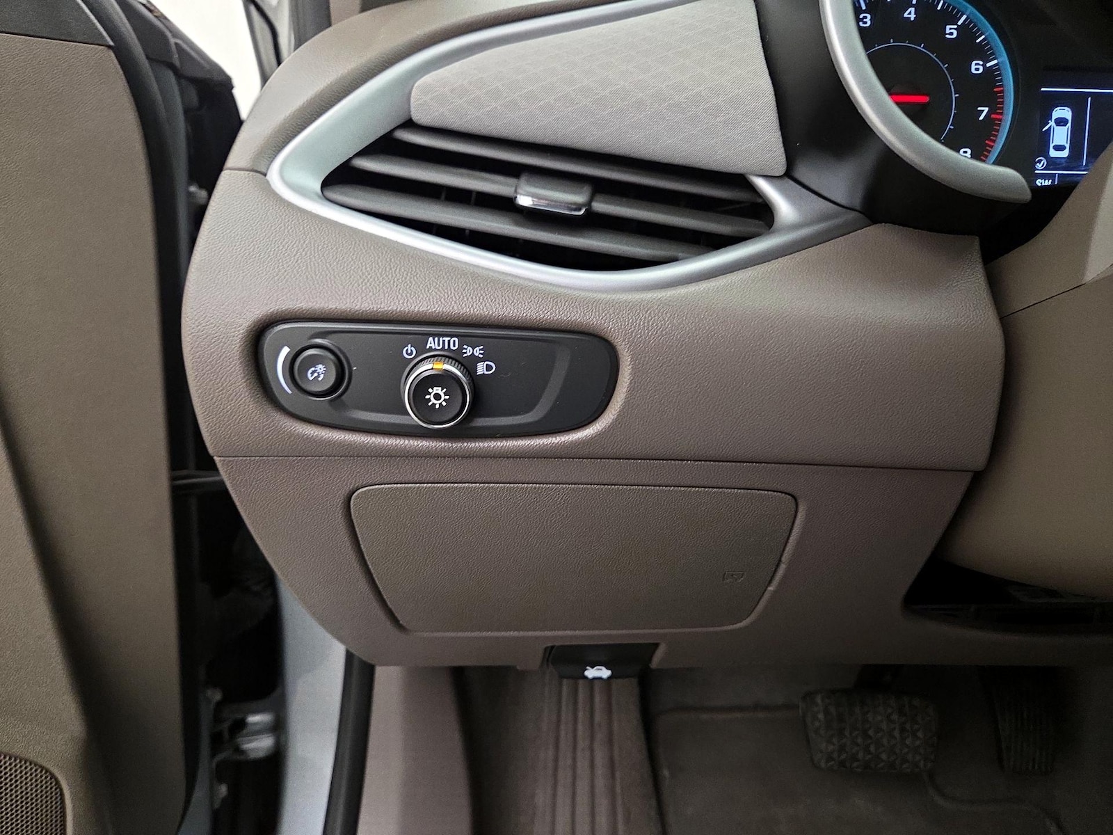 2024 Chevrolet Malibu 1LT - Photo 14