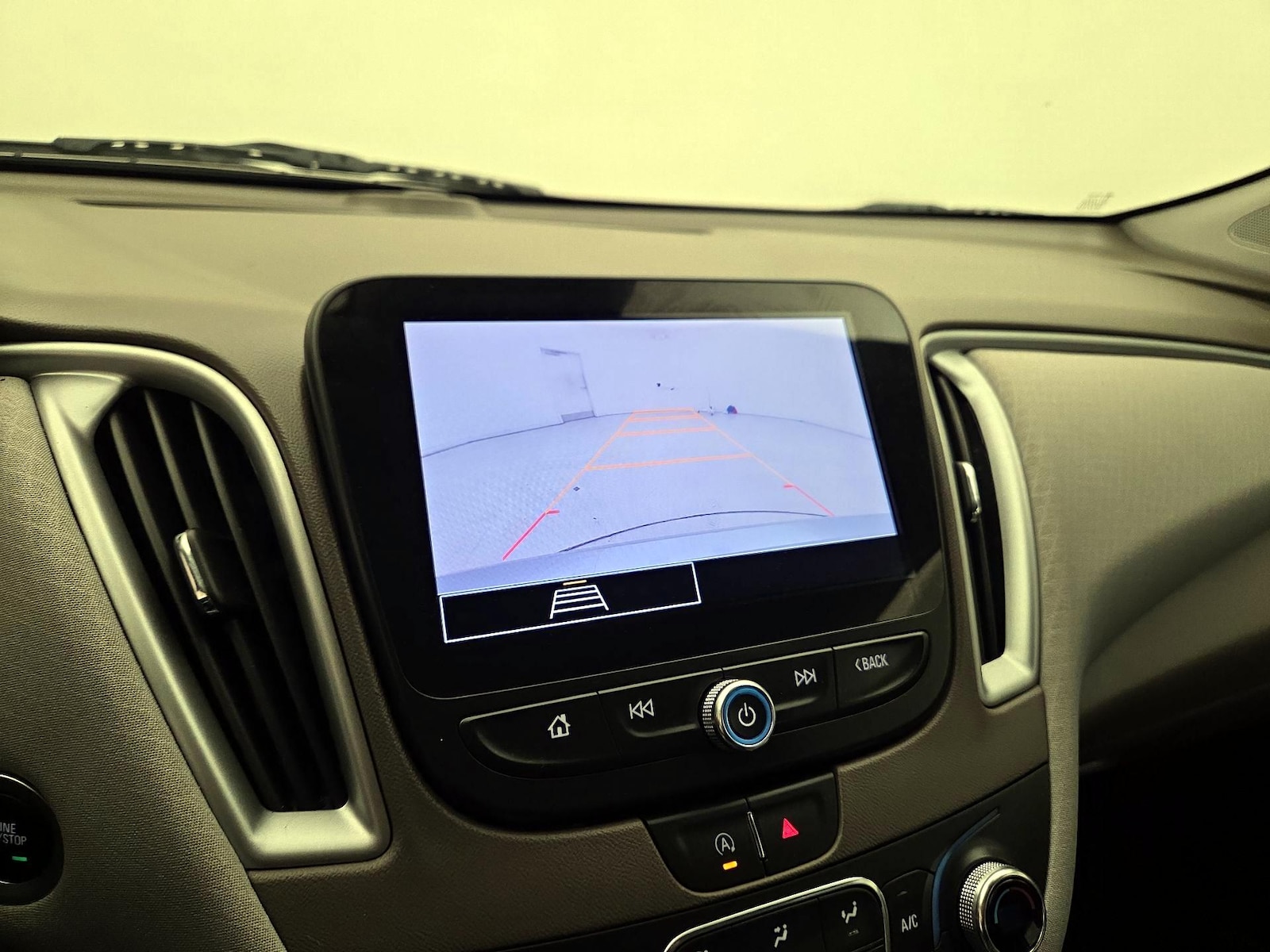 2024 Chevrolet Malibu 1LT - Photo 15