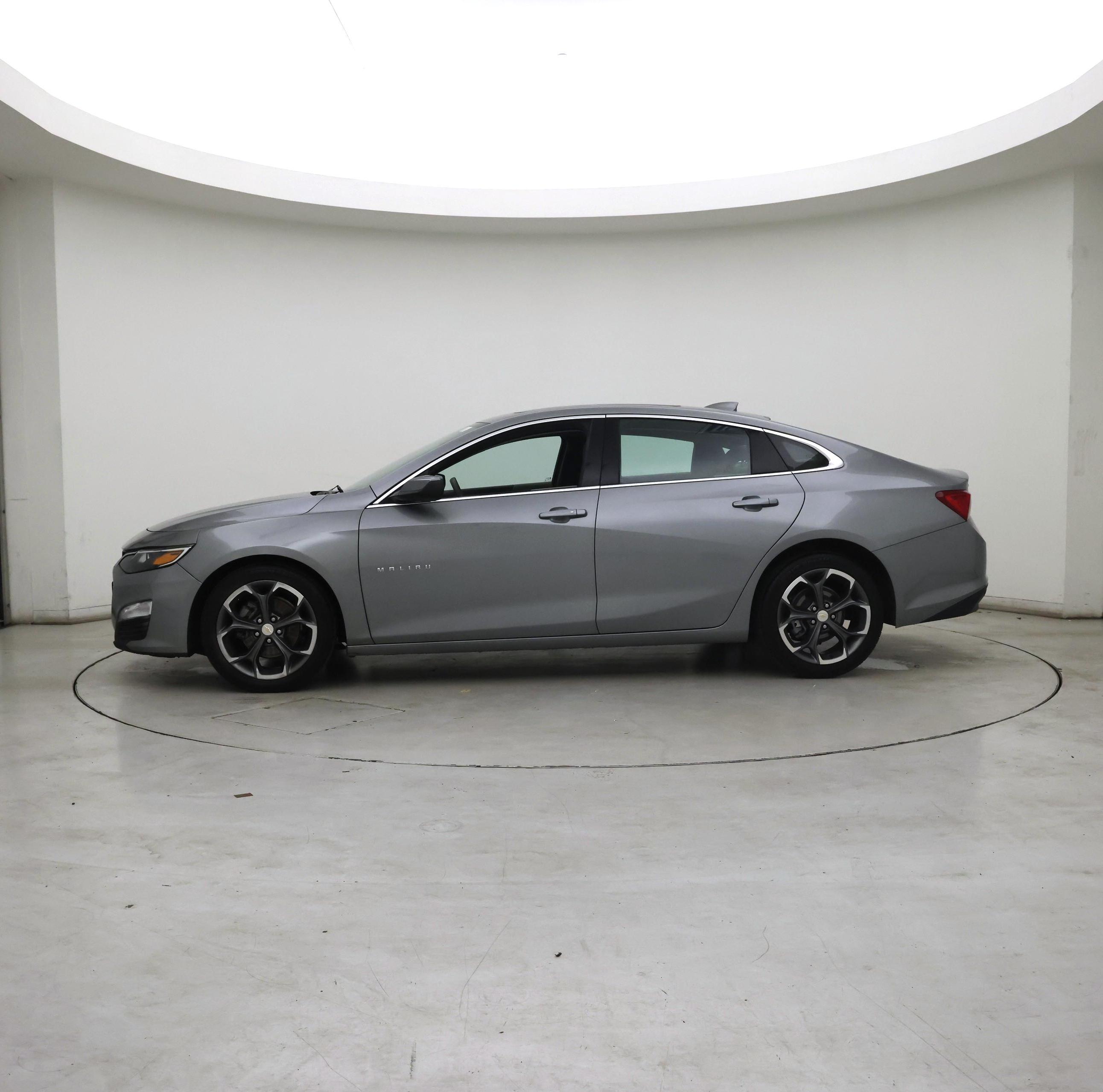 Thumbnail: 2024 Chevrolet Malibu - 3
