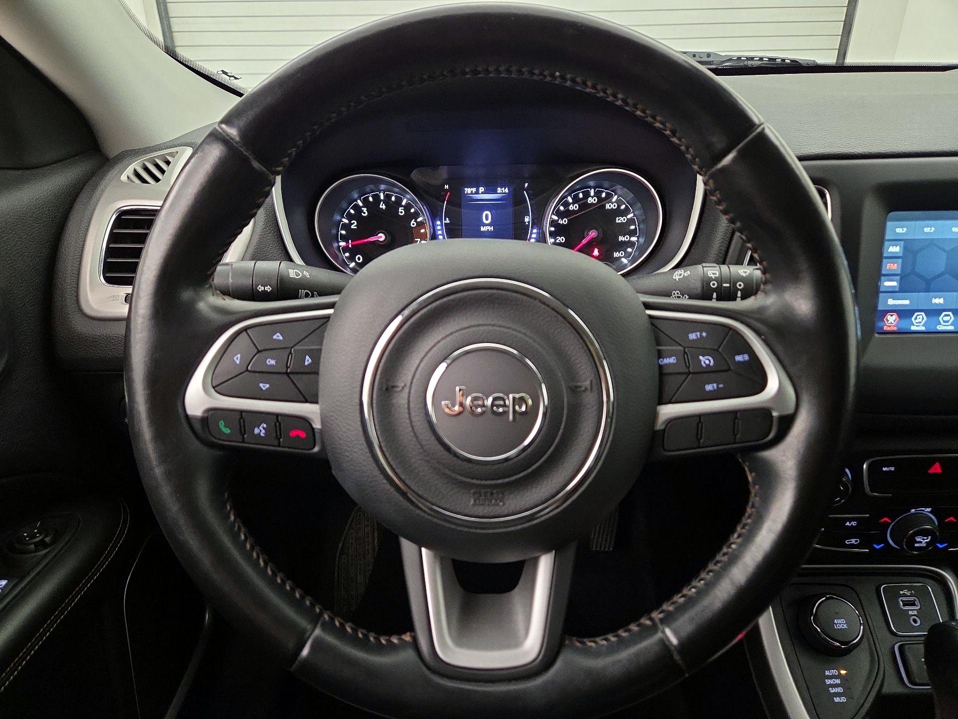 Thumbnail: 2020 Jeep Compass - 10