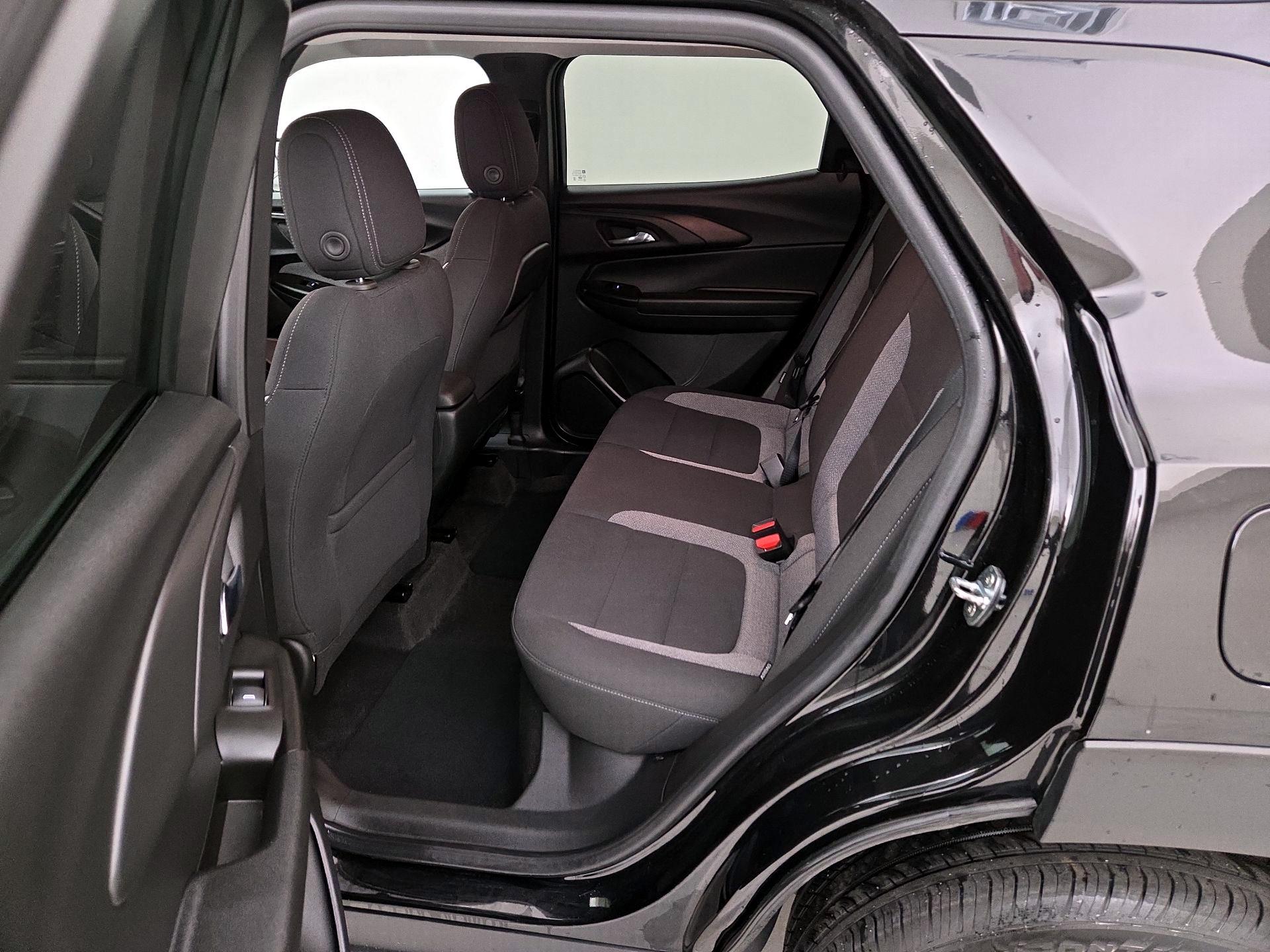 Thumbnail: 2023 Chevrolet TrailBlazer - 17