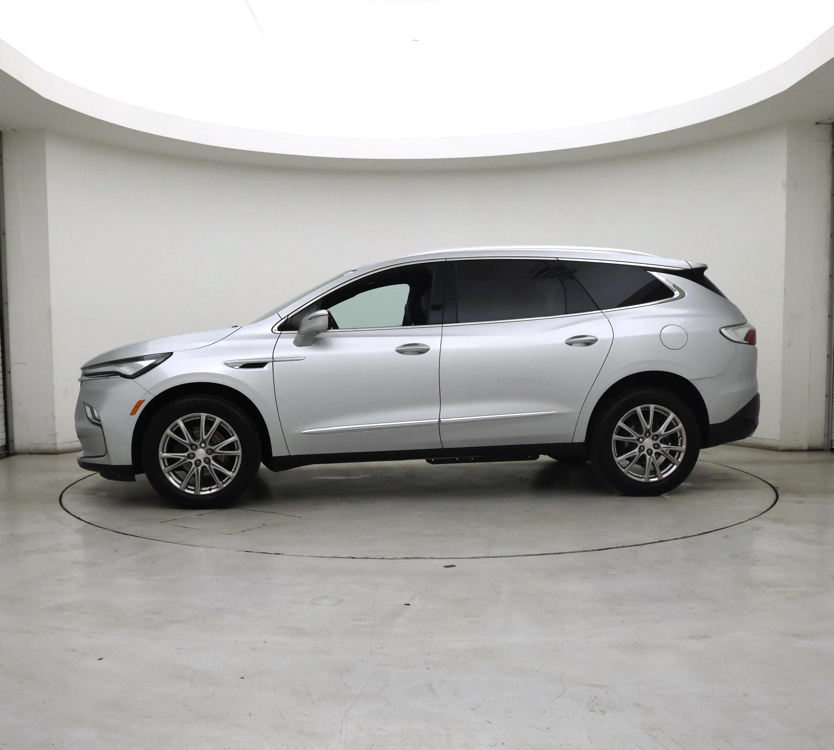 Thumbnail: 2022 Buick Enclave - 3