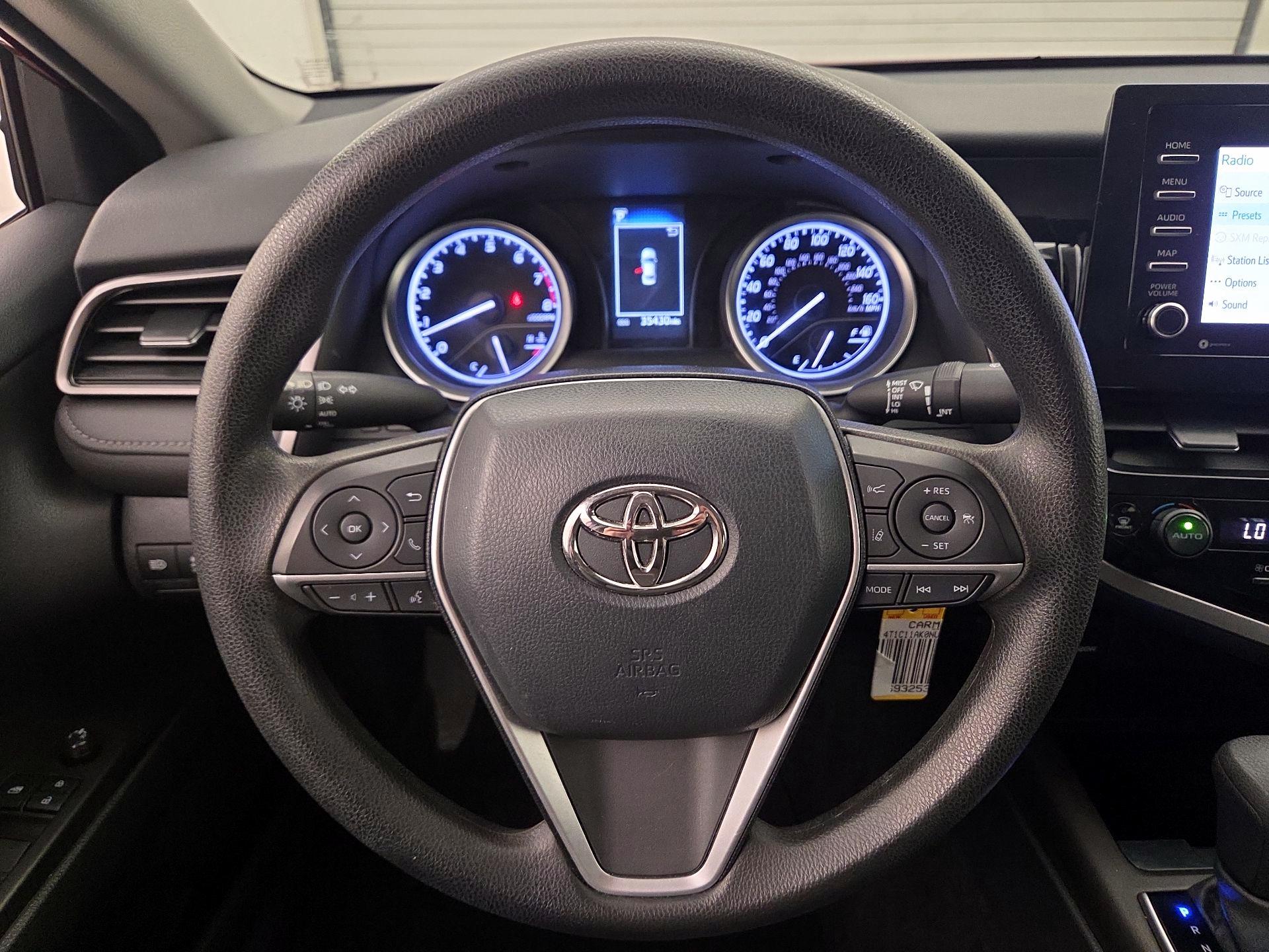 Thumbnail: 2022 Toyota Camry - 10