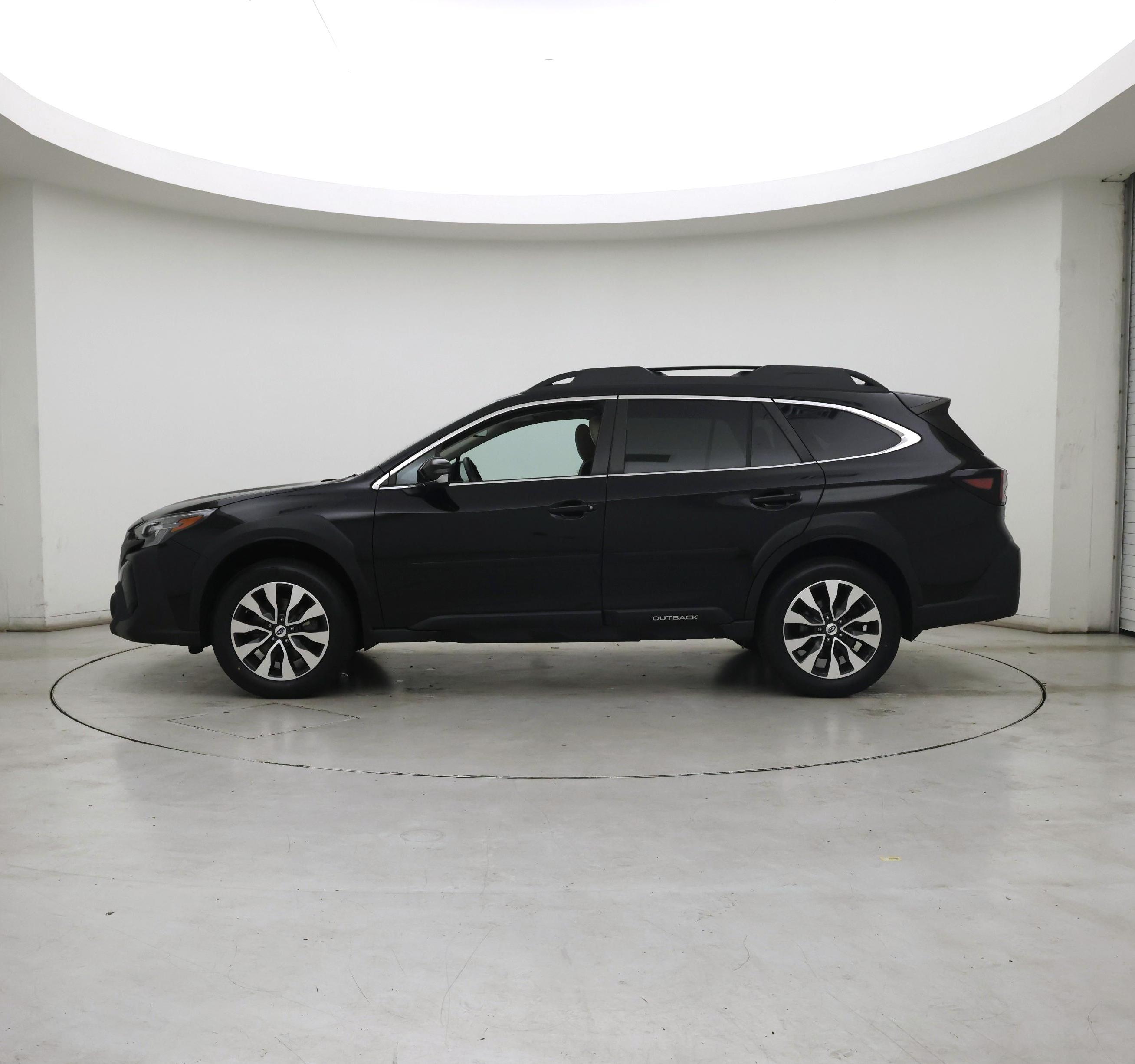 Thumbnail: 2023 Subaru Outback - 3