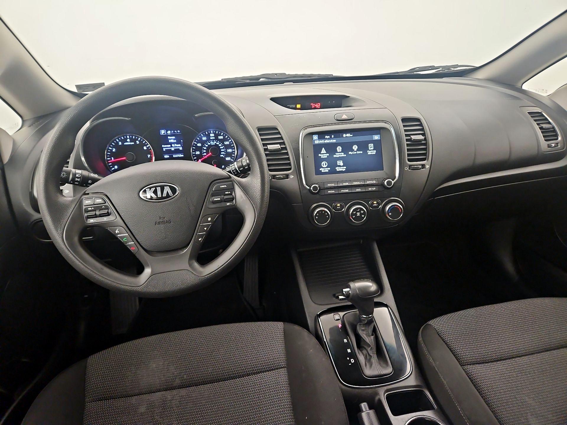 Thumbnail: 2017 Kia Forte - 9