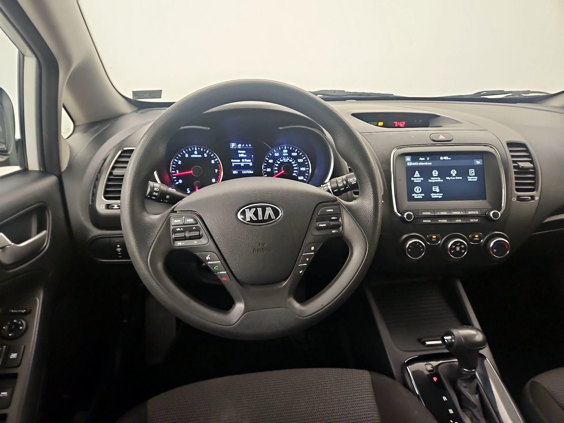 Thumbnail: 2017 Kia Forte - 10