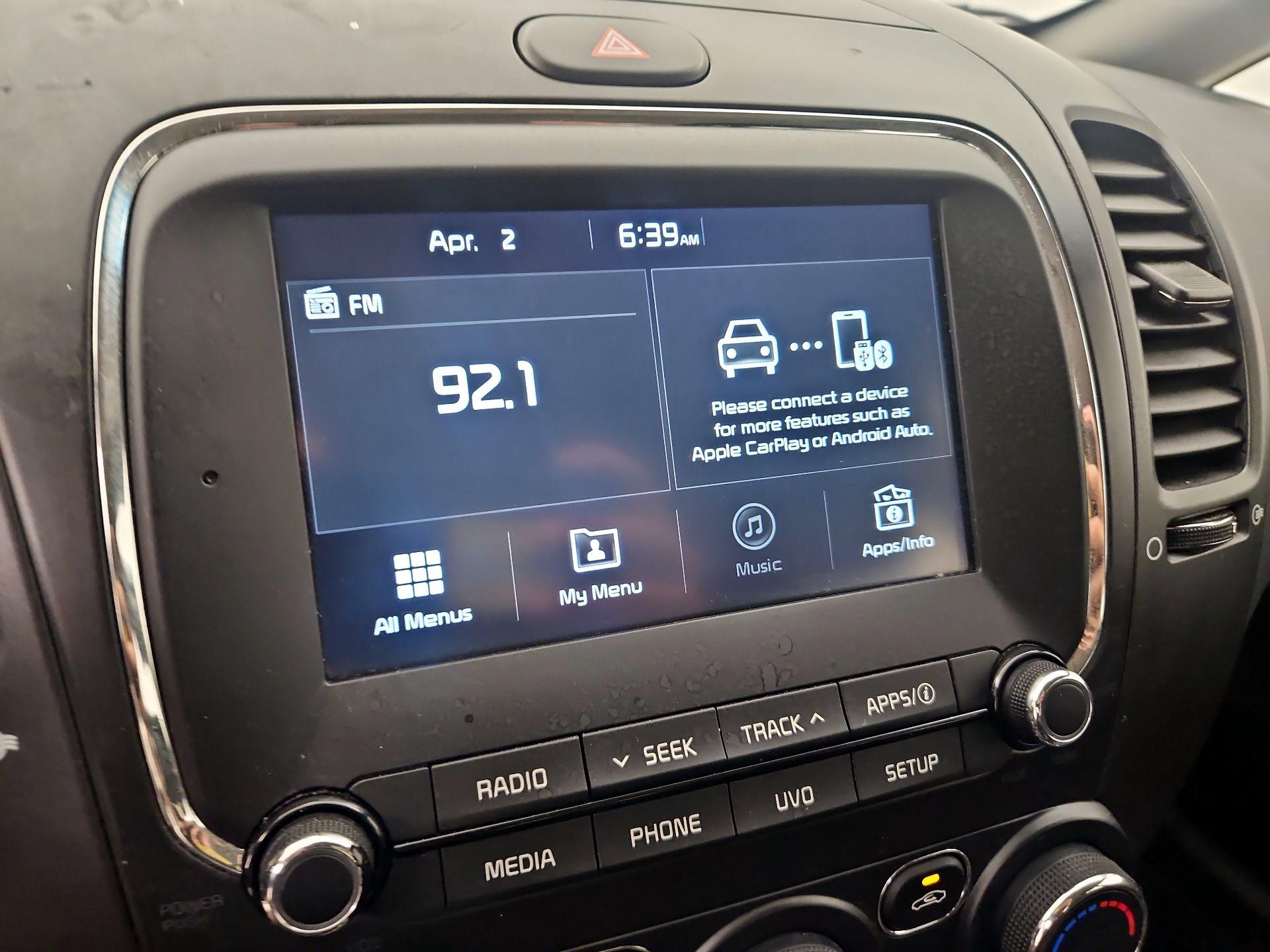 Thumbnail: 2017 Kia Forte - 15