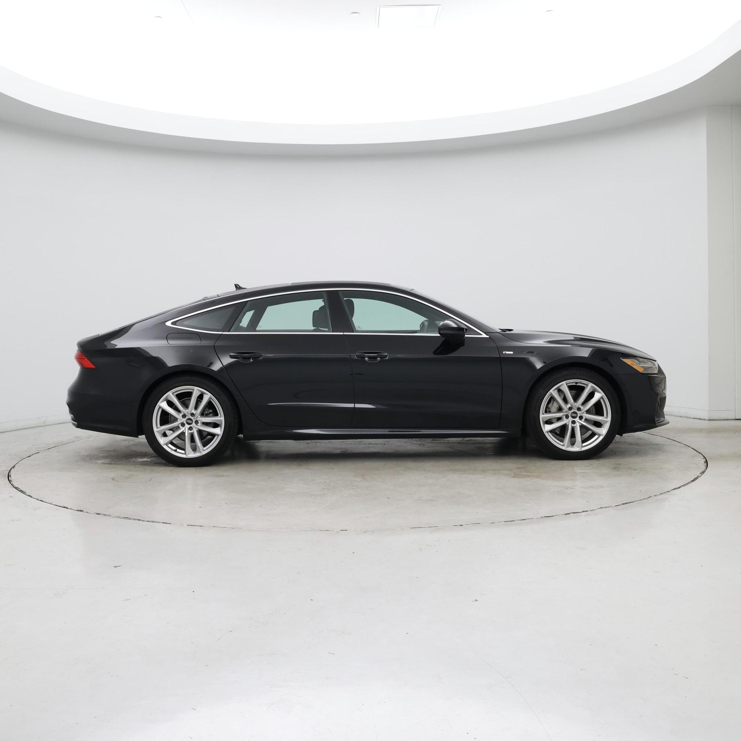 Thumbnail: 2021 Audi A7 - 7