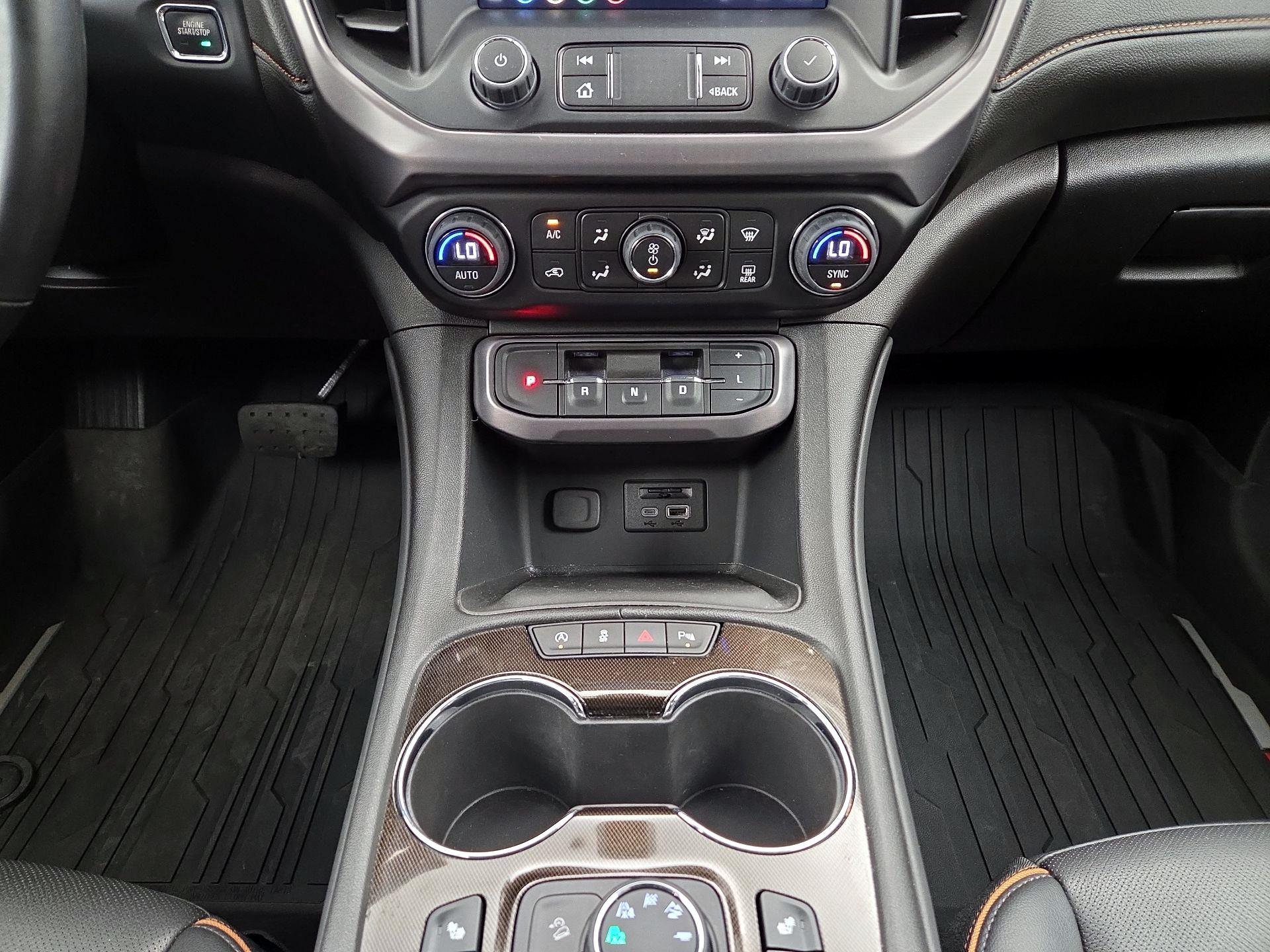 Thumbnail: 2023 GMC Acadia - 18