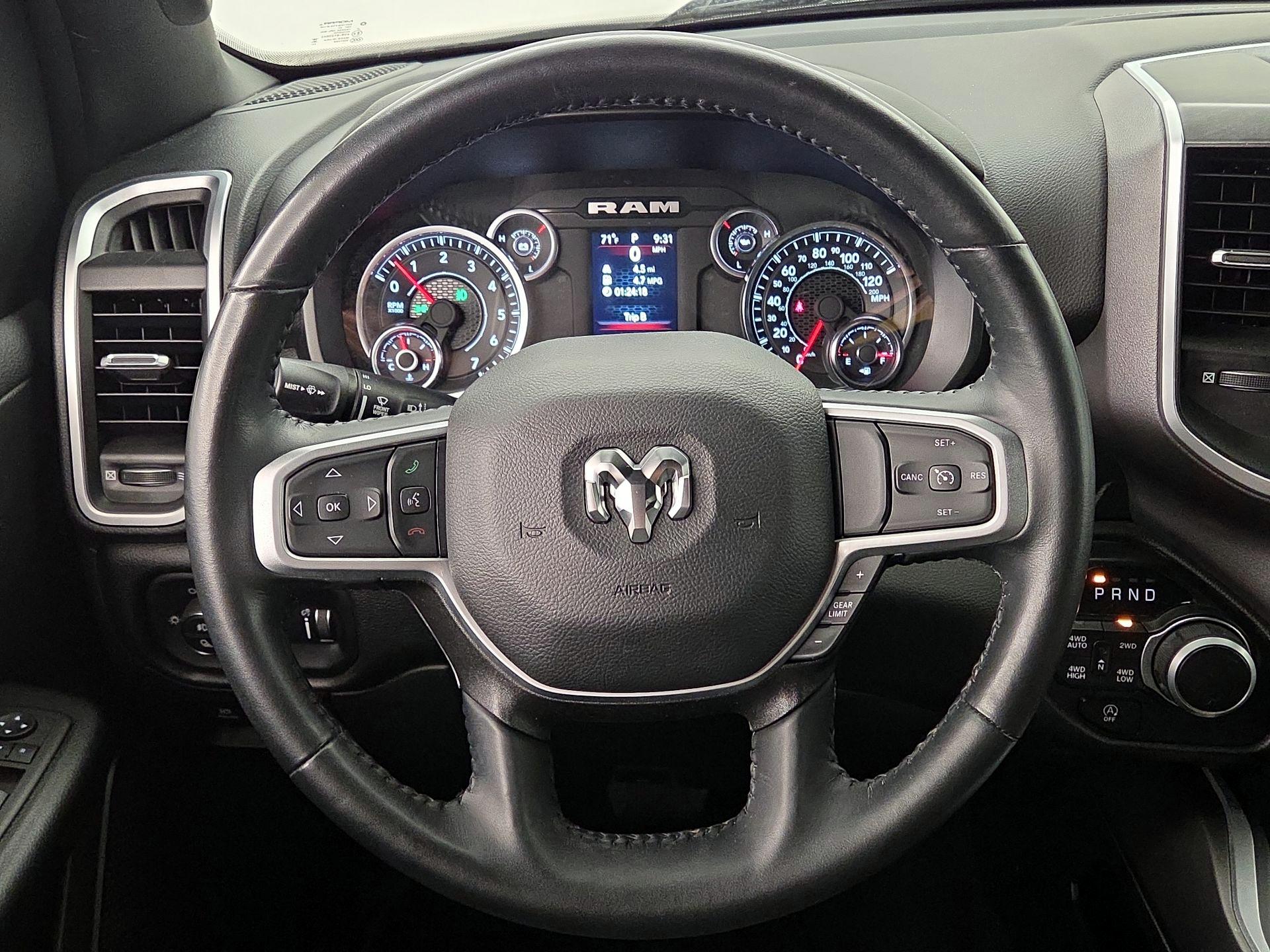 Thumbnail: 2023 RAM 1500 - 10