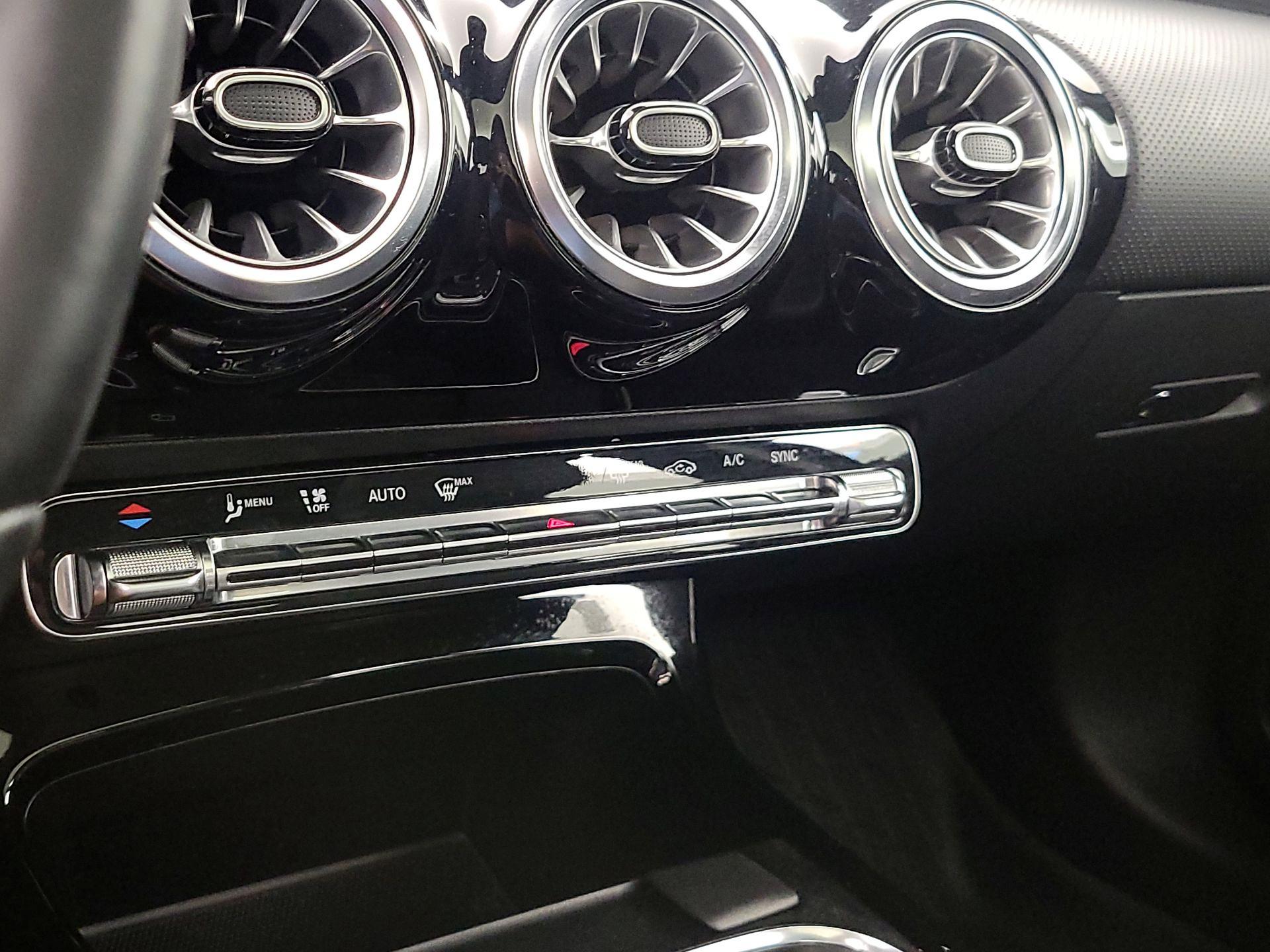 Thumbnail: 2022 Mercedes-Benz A-Class - 17