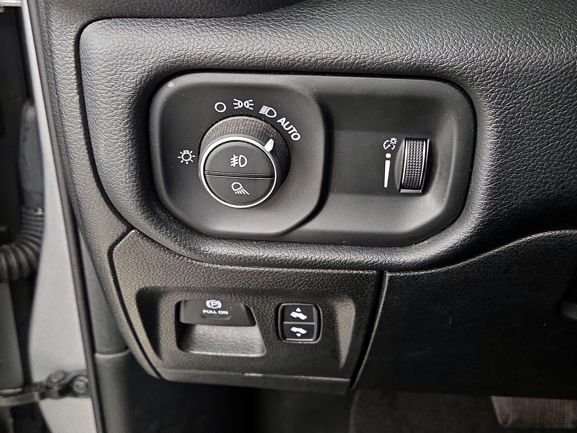 Thumbnail: 2021 RAM 1500 - 13