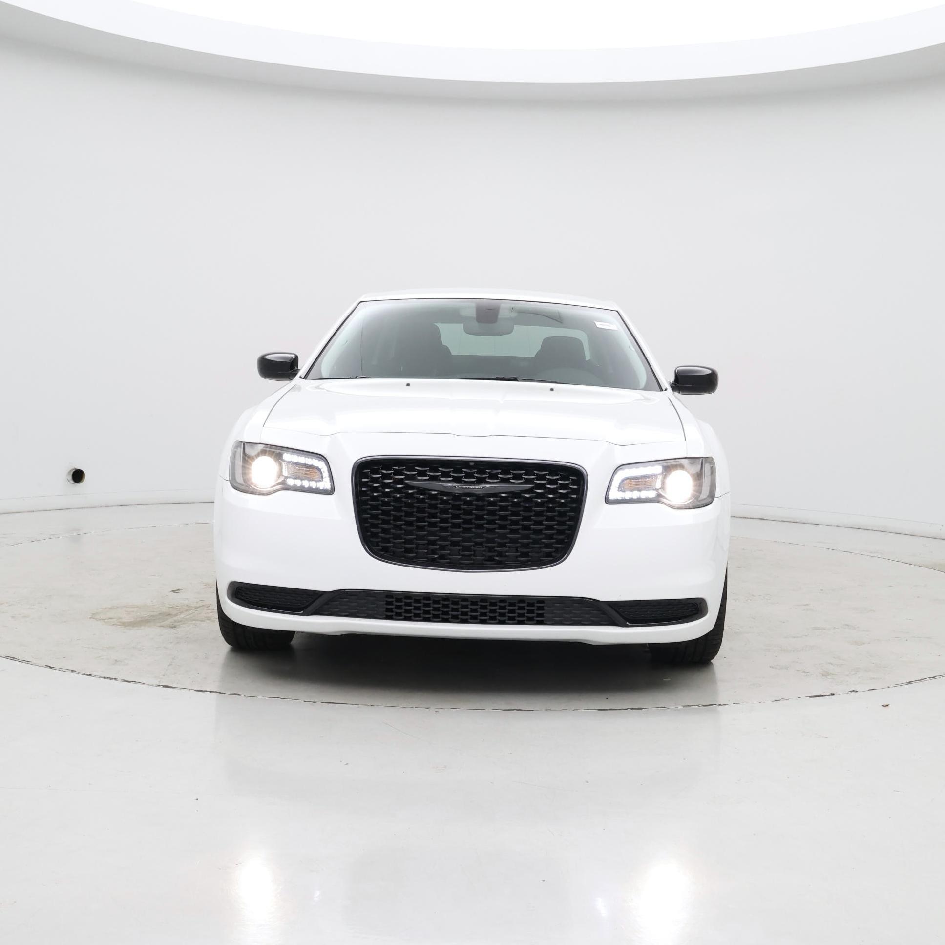 Thumbnail: 2023 Chrysler 300 - 5