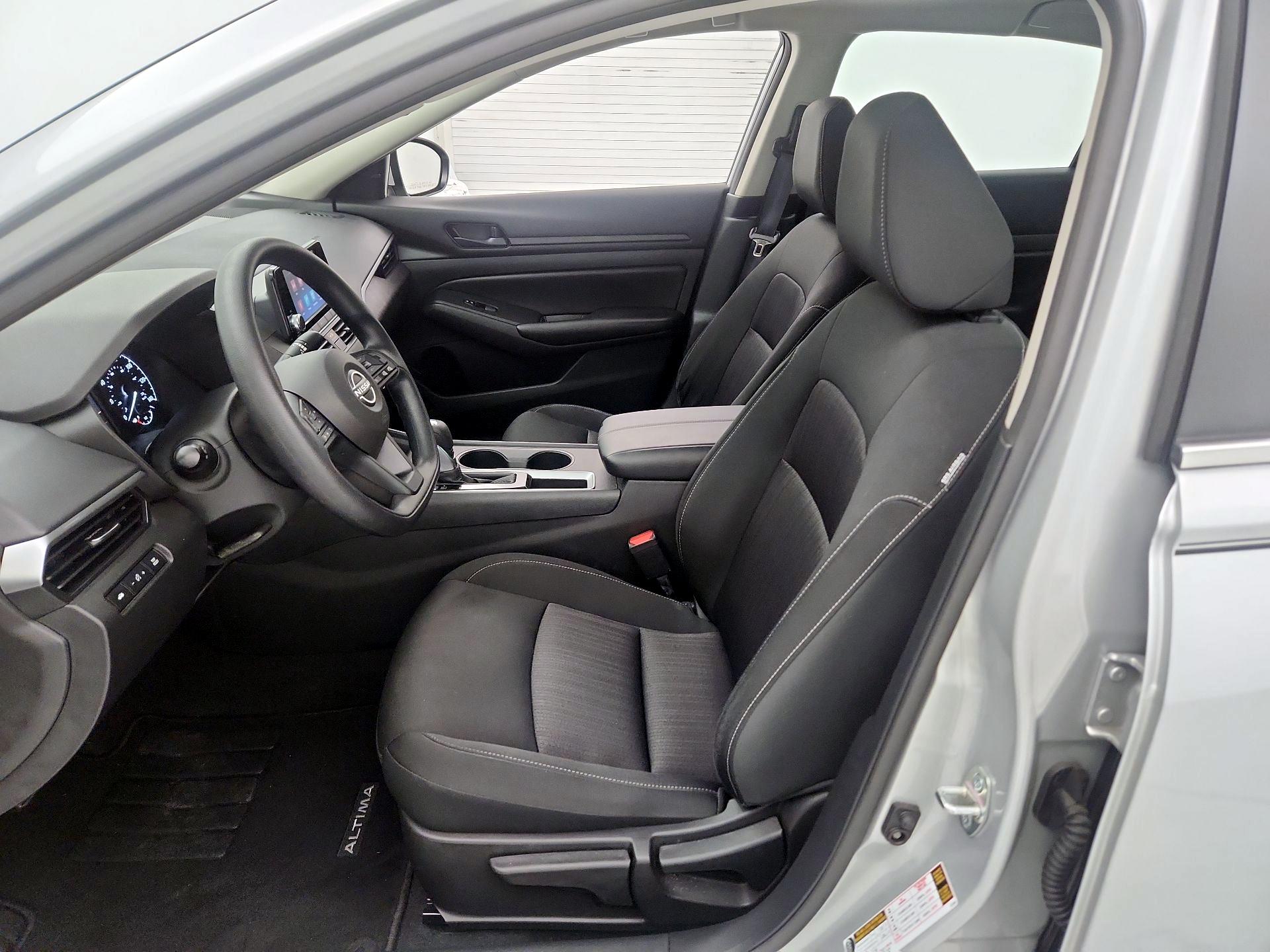 Thumbnail: 2023 Nissan Altima - 11