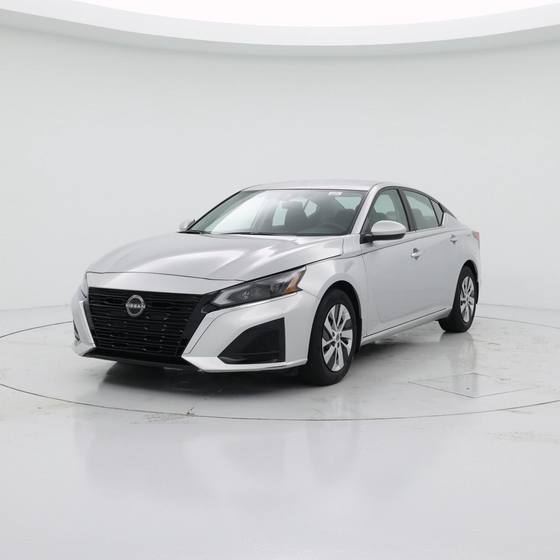 Thumbnail: 2023 Nissan Altima - 4