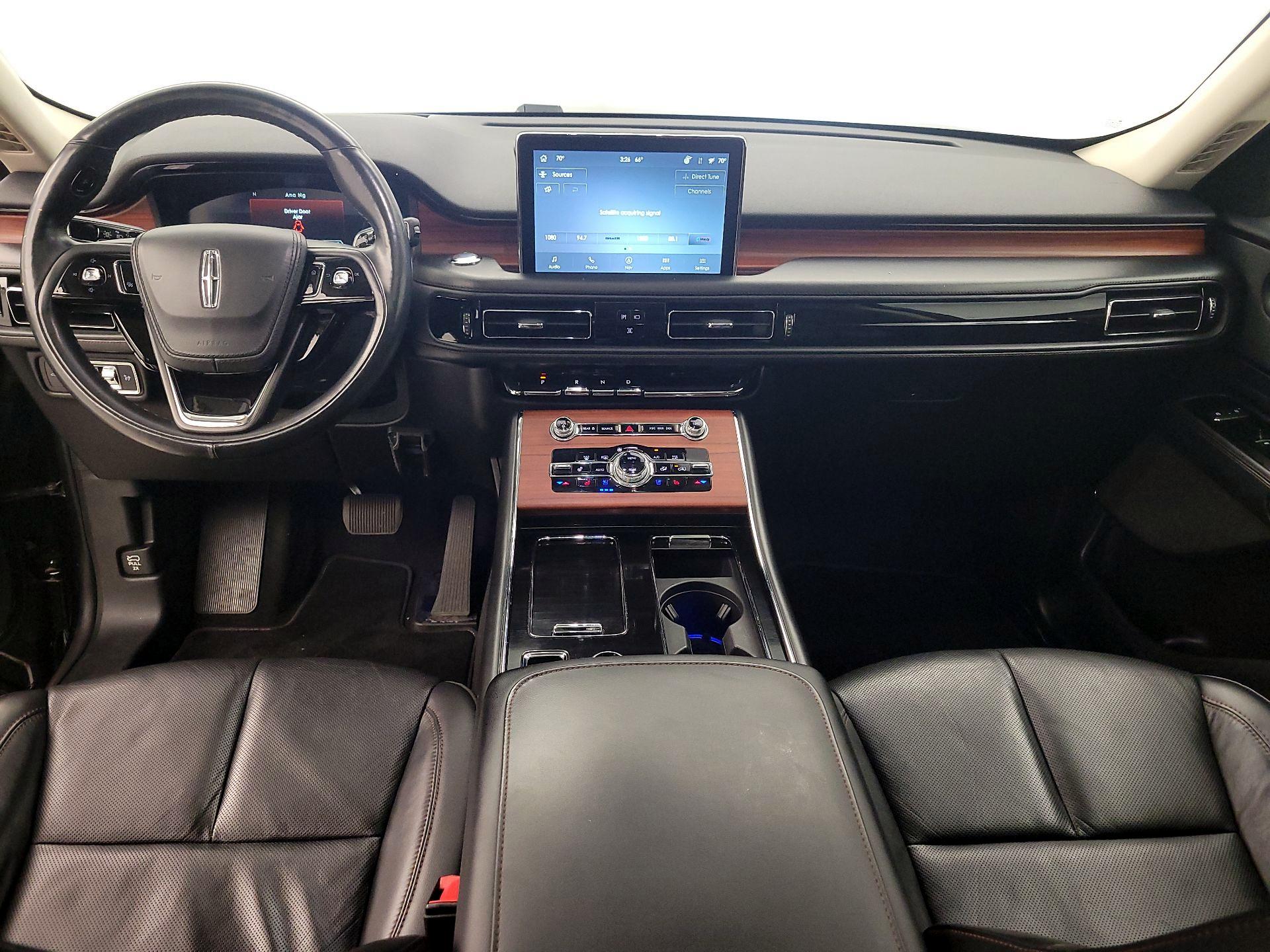 Thumbnail: 2022 Lincoln Aviator - 9