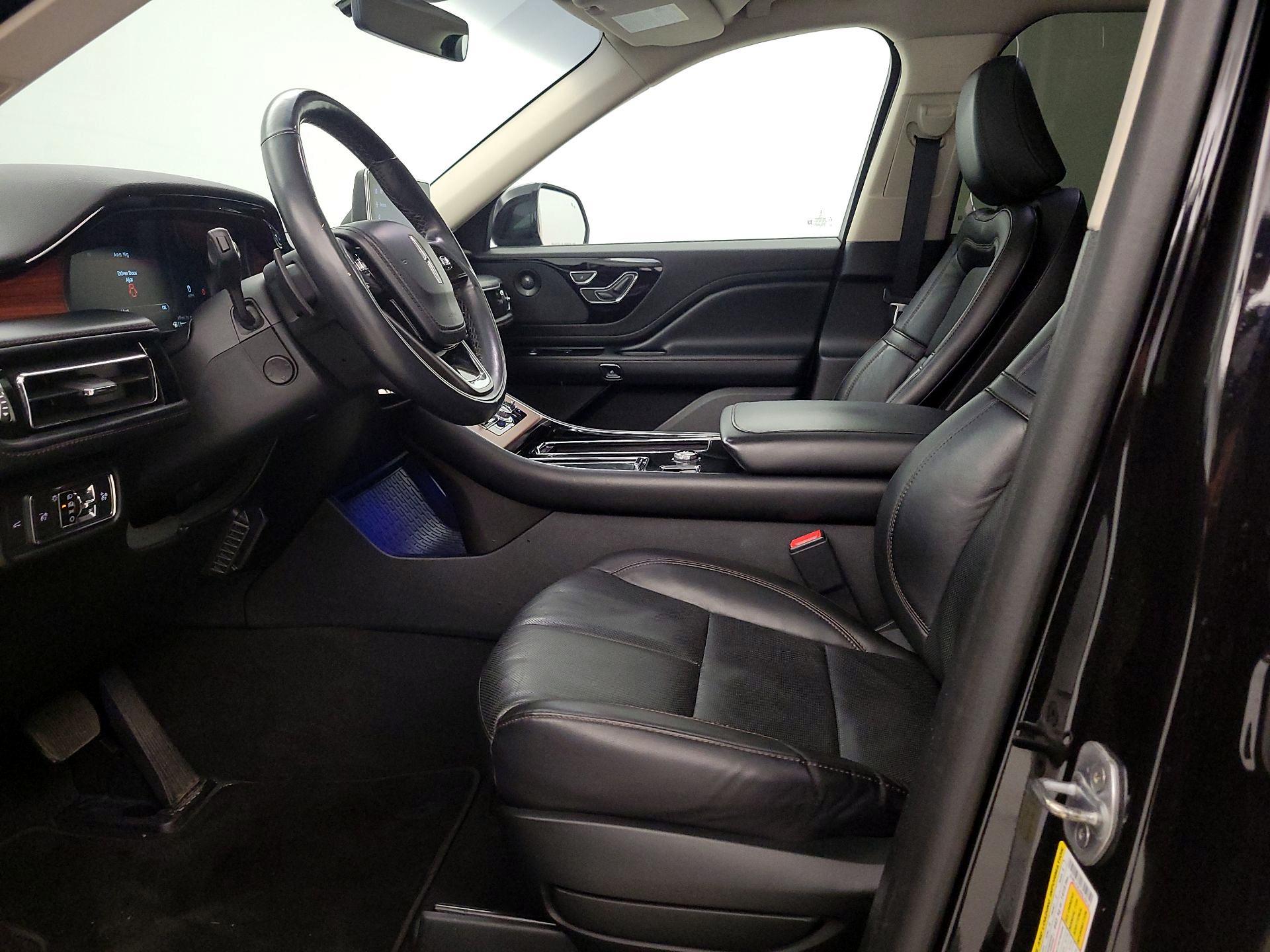 Thumbnail: 2022 Lincoln Aviator - 11