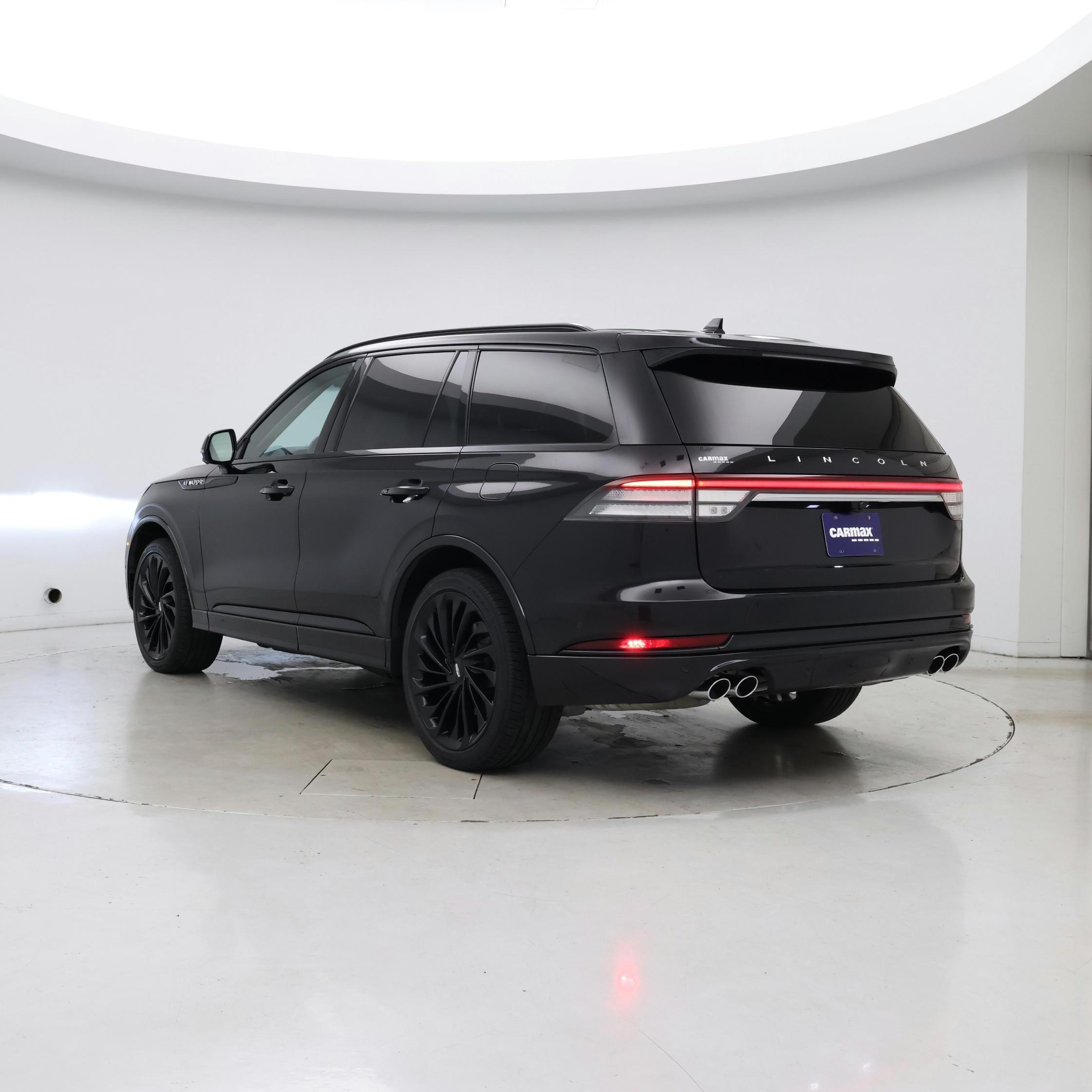 Thumbnail: 2022 Lincoln Aviator - 2