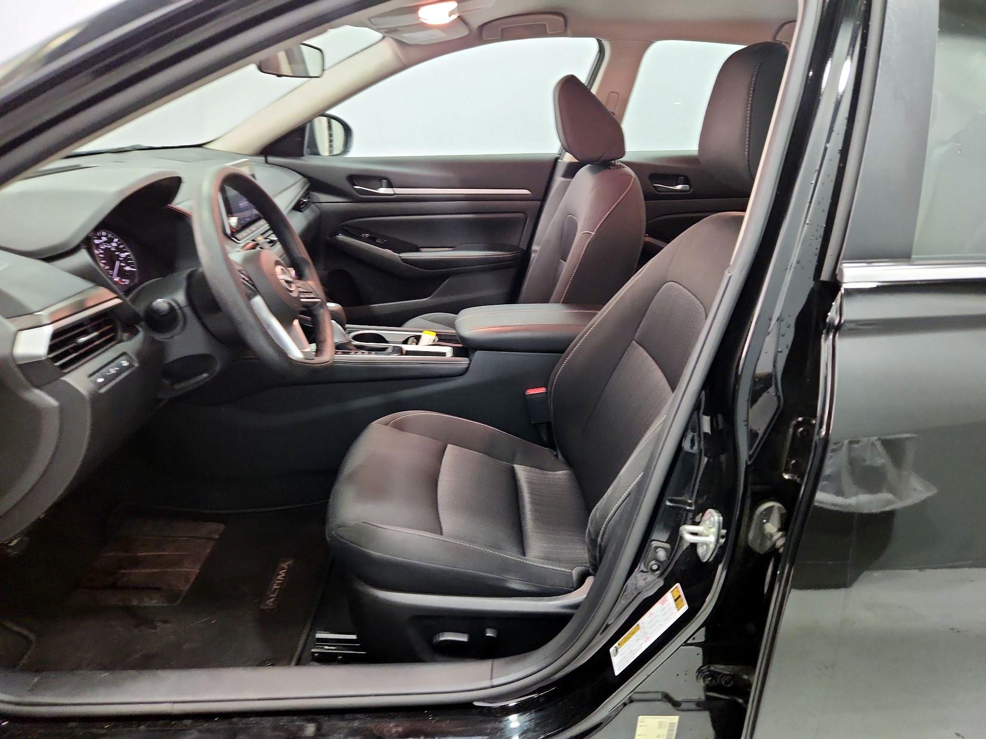 Thumbnail: 2023 Nissan Altima - 11