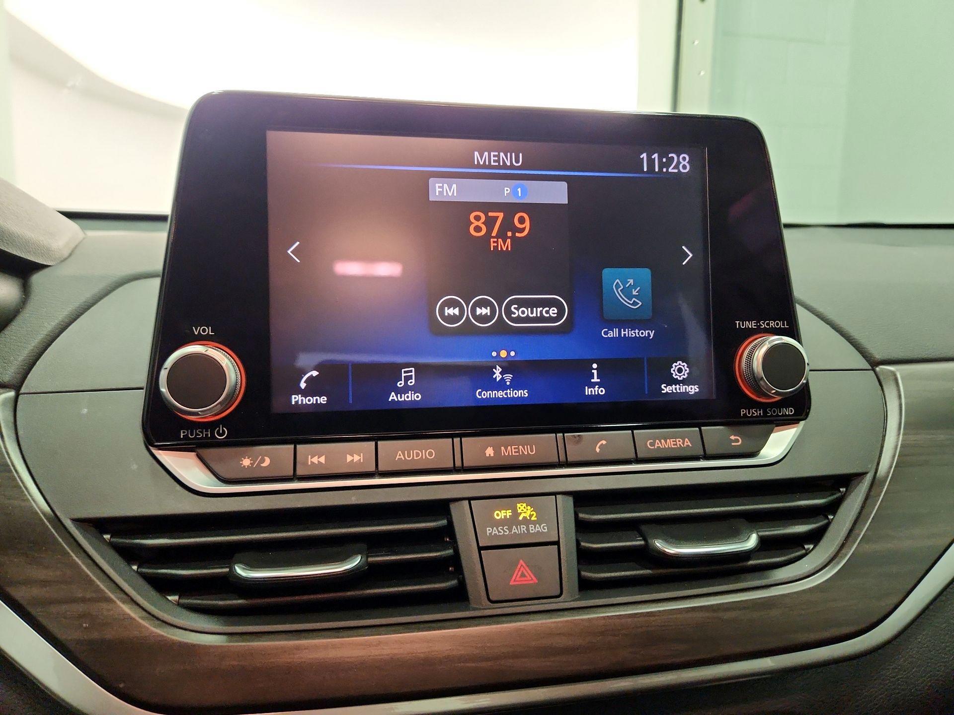 Thumbnail: 2023 Nissan Altima - 15