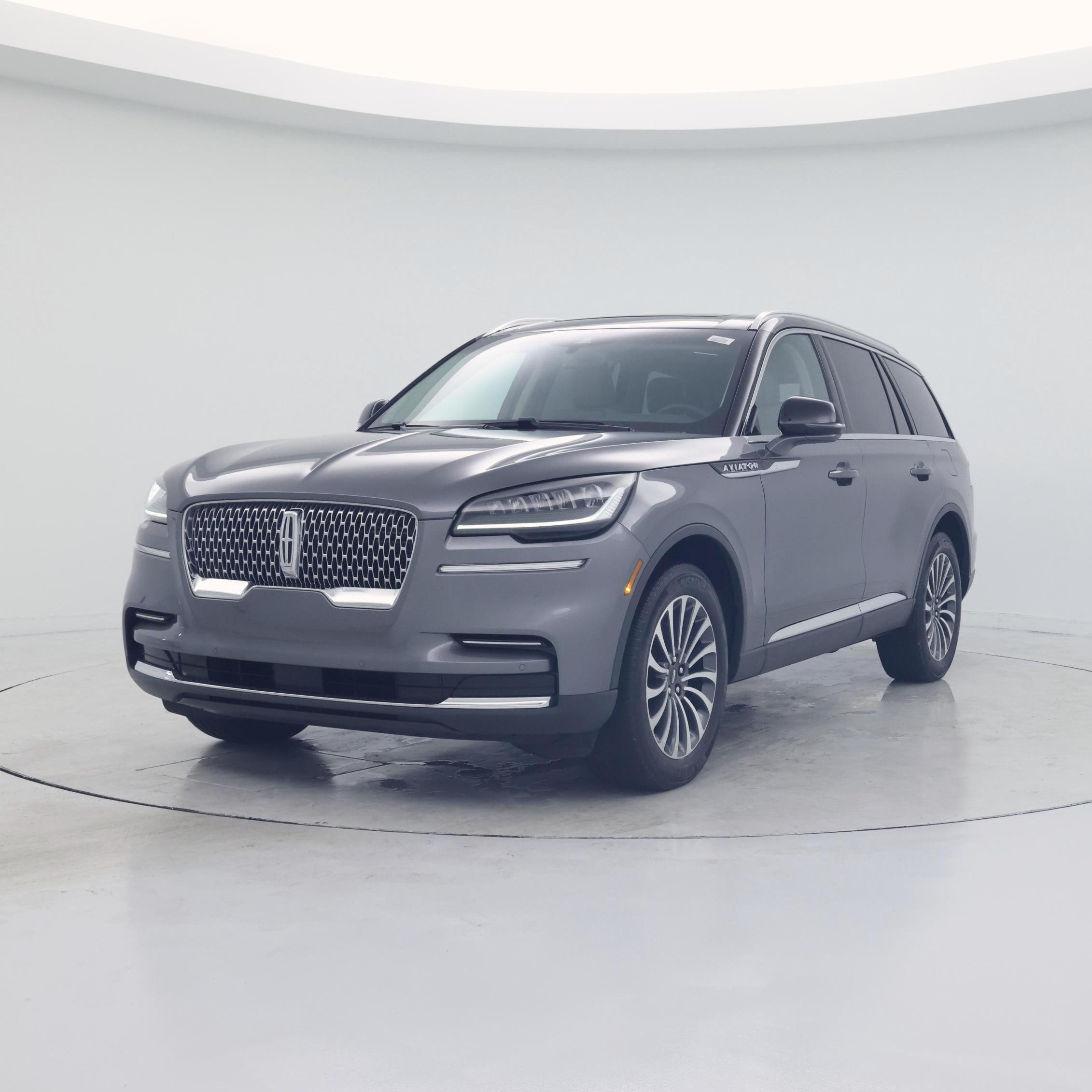 Thumbnail: 2022 Lincoln Aviator - 4