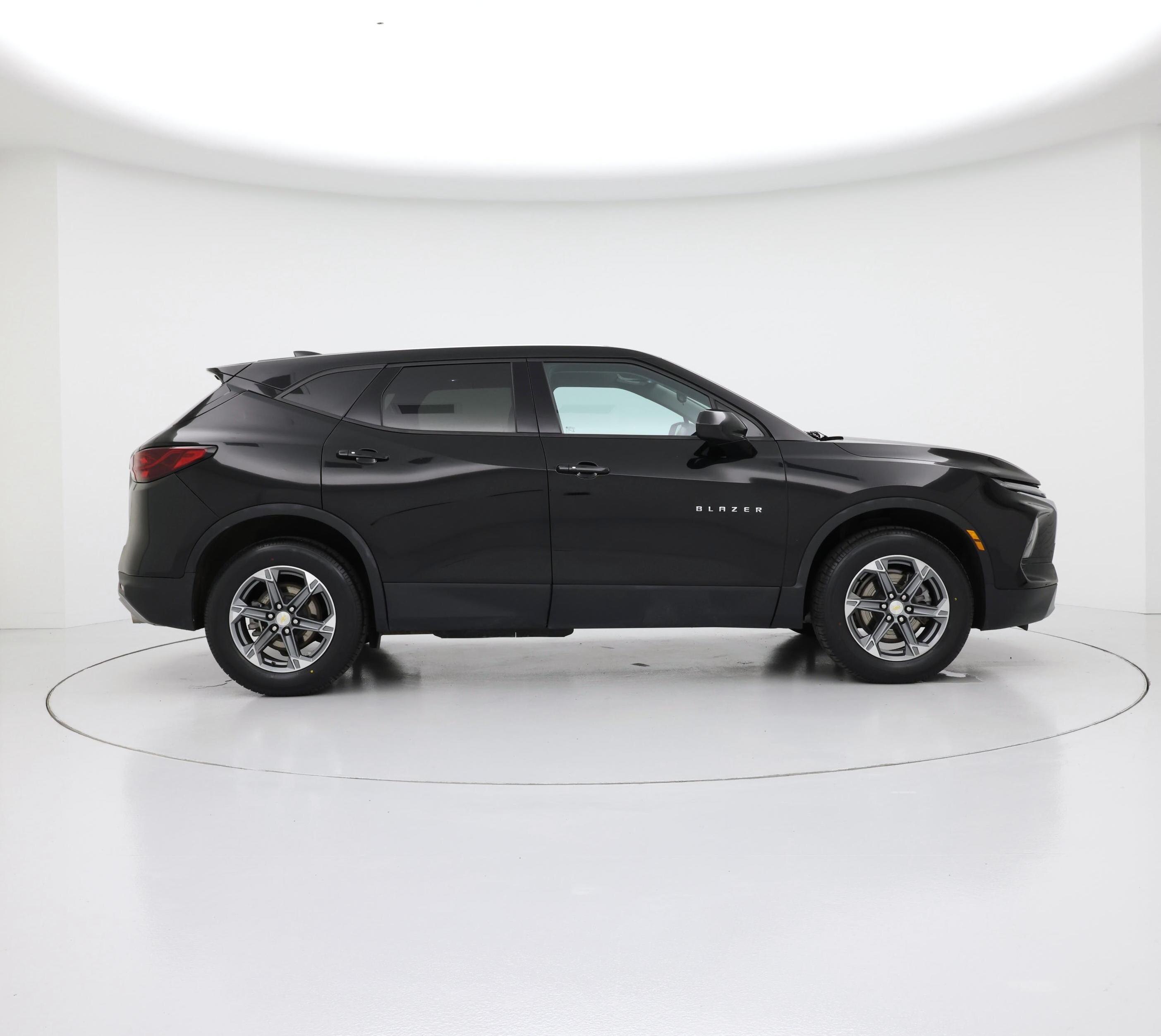 Thumbnail: 2023 Chevrolet Blazer - 7