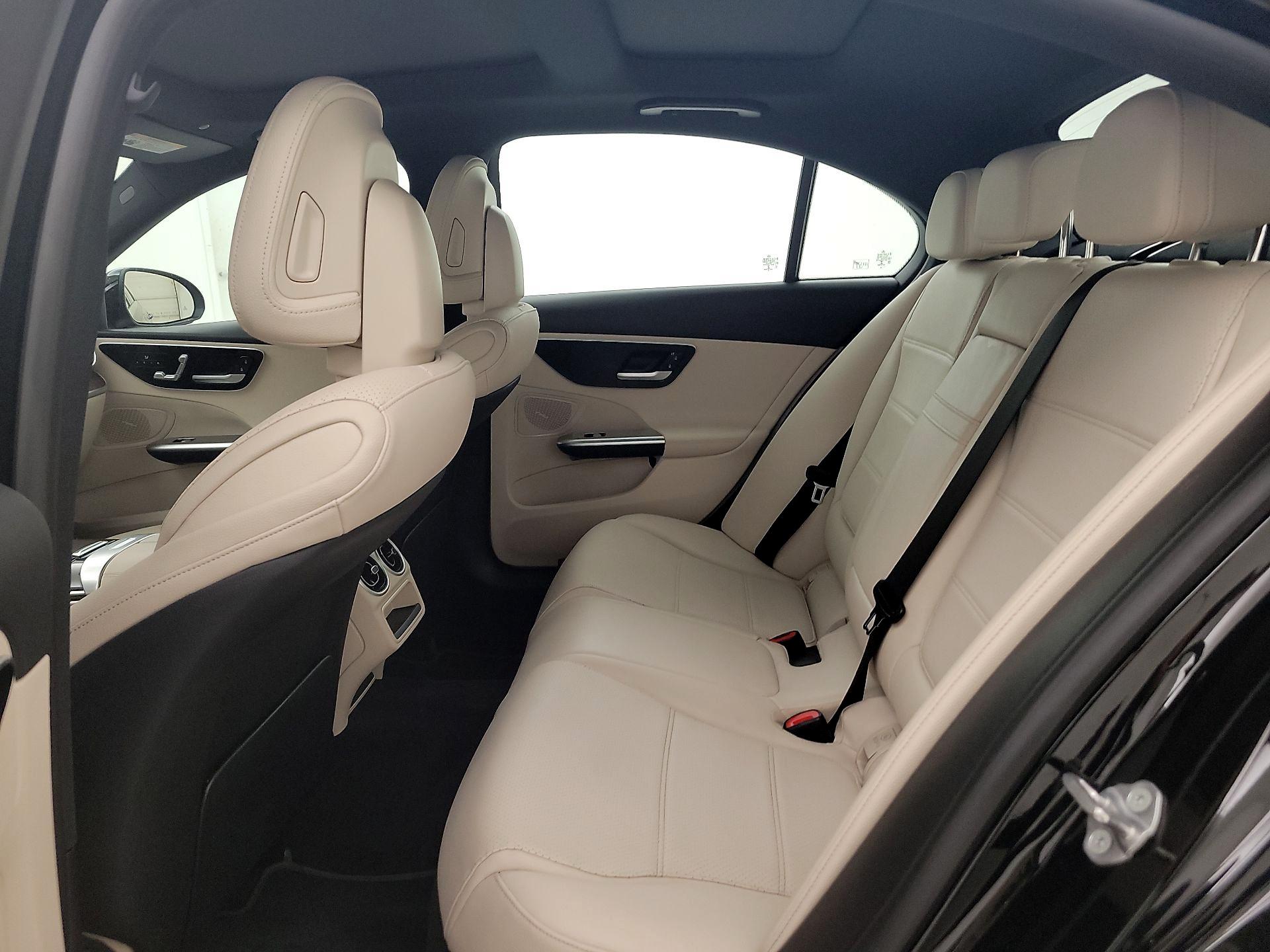 Thumbnail: 2022 Mercedes-Benz C-Class - 19