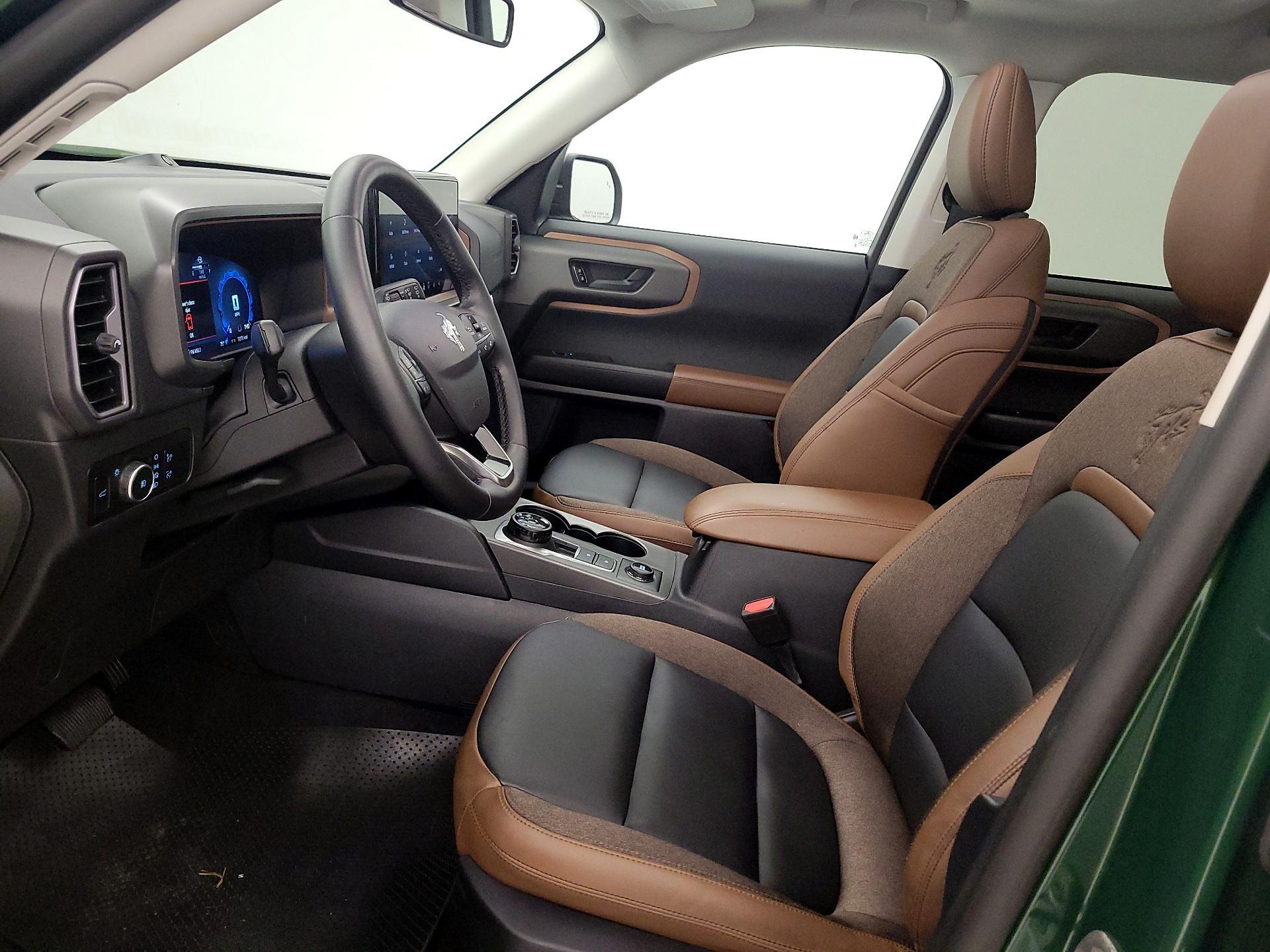 Thumbnail: 2025 Ford Bronco Sport - 11