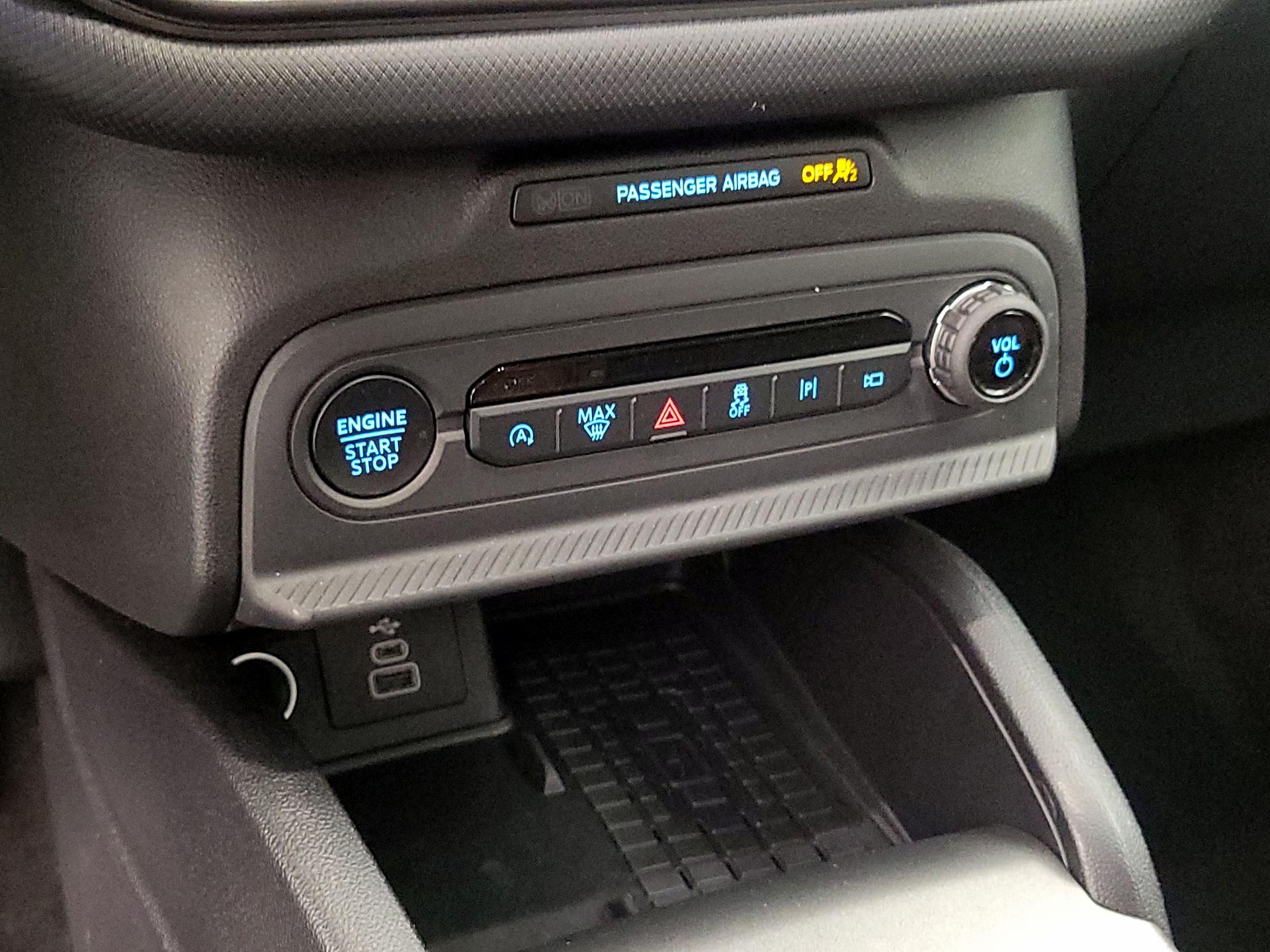 Thumbnail: 2025 Ford Bronco Sport - 16