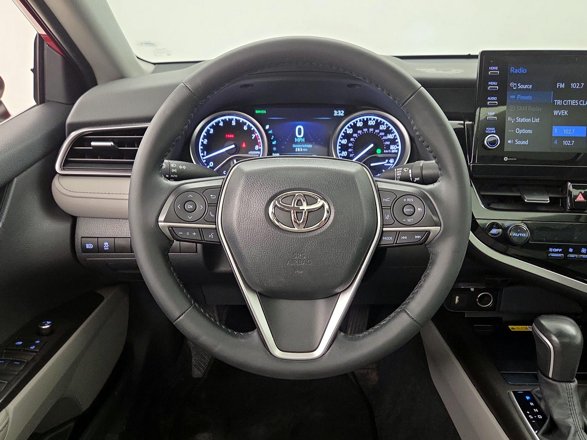 Thumbnail: 2023 Toyota Camry - 10