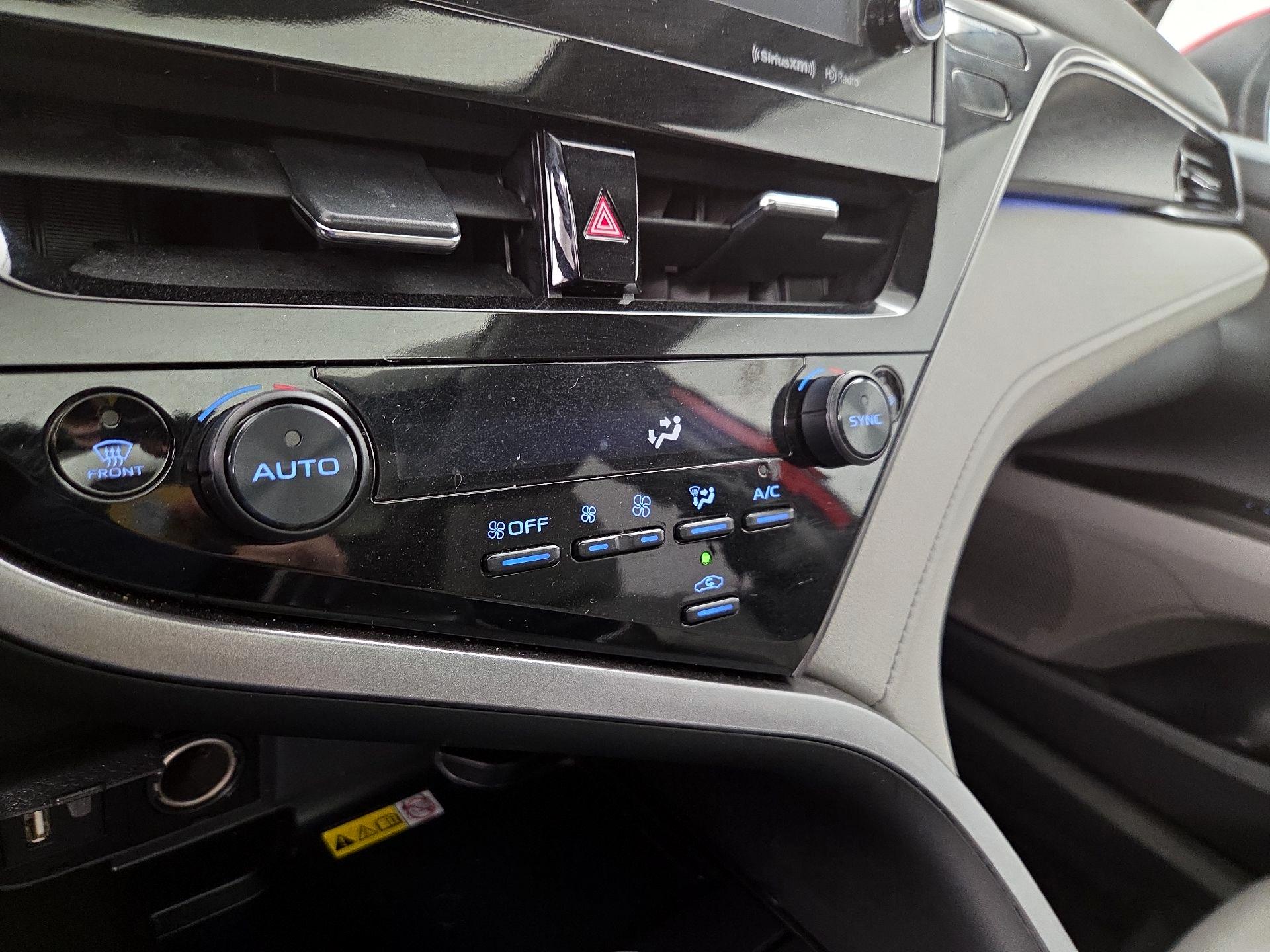 Thumbnail: 2023 Toyota Camry - 16