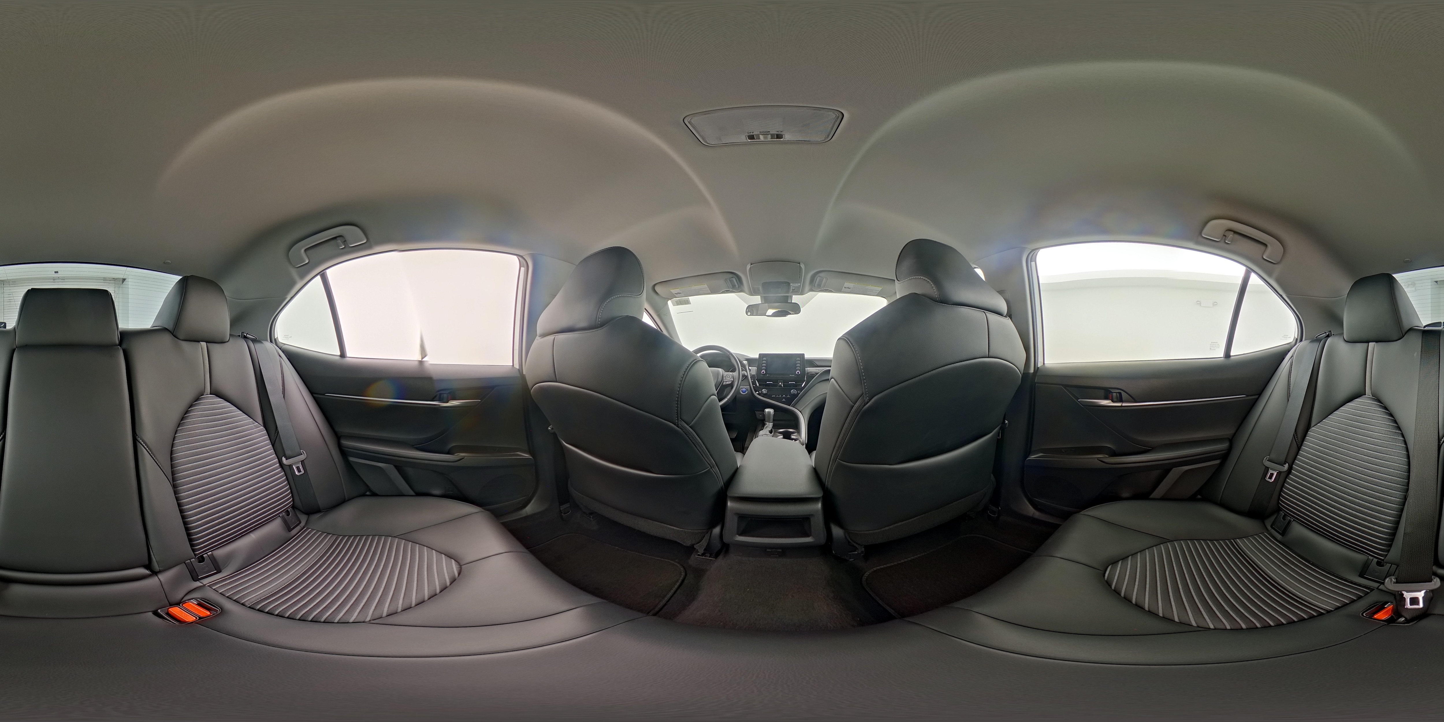 2024 Toyota Camry SE - Photo 25