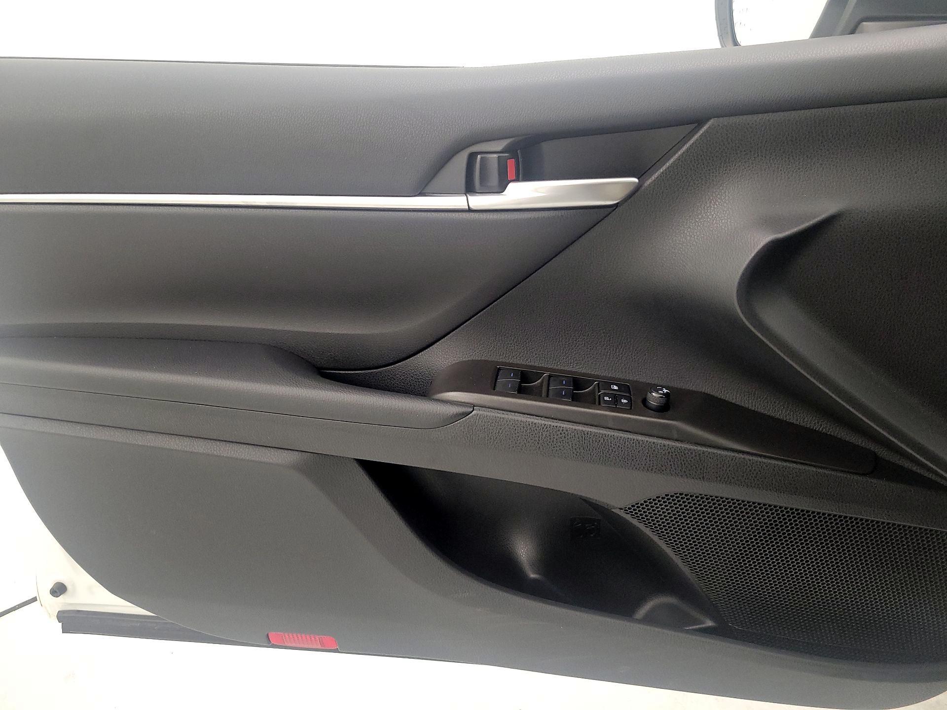 Thumbnail: 2024 Toyota Camry - 12