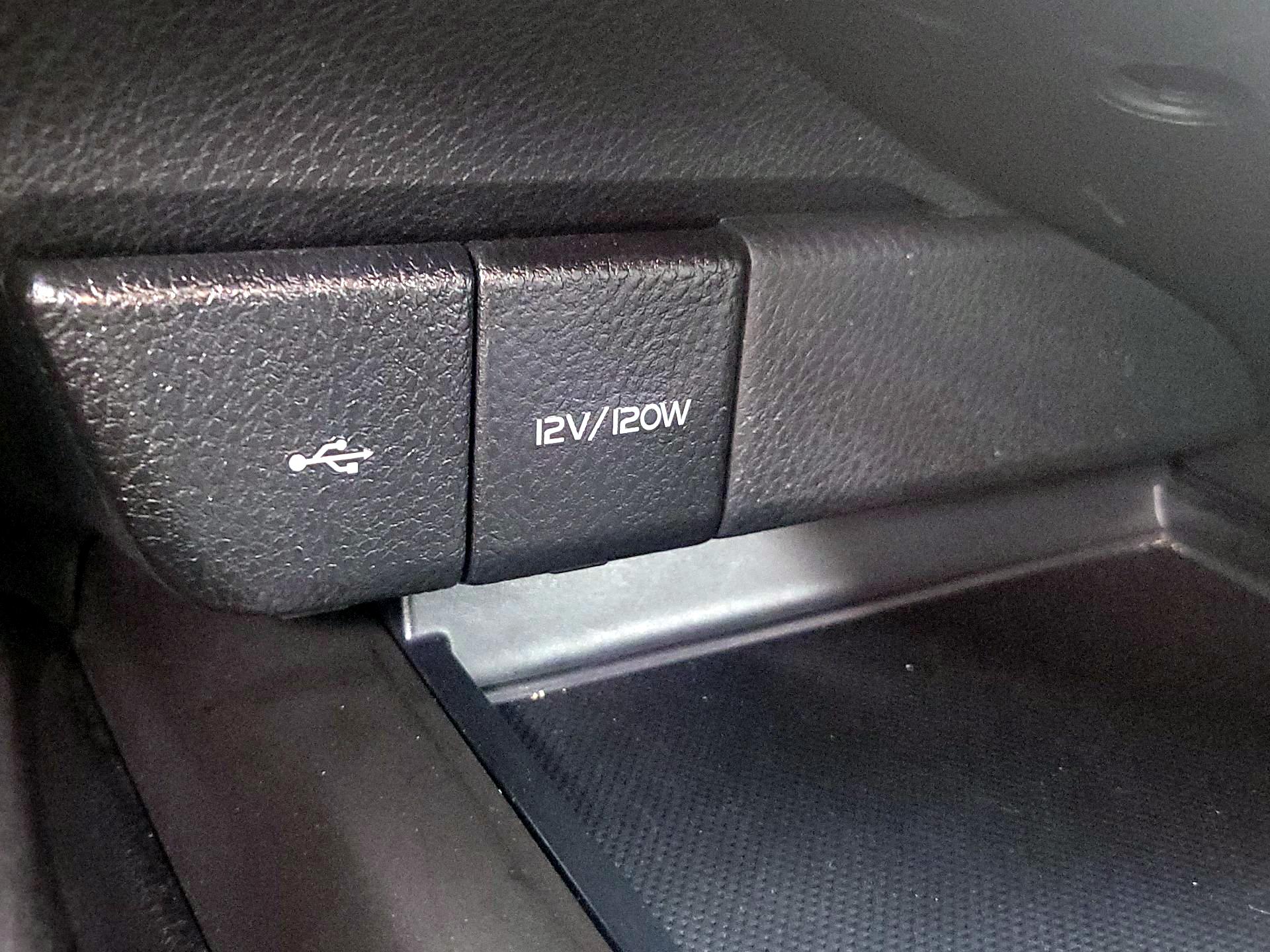 Thumbnail: 2024 Toyota Camry - 18